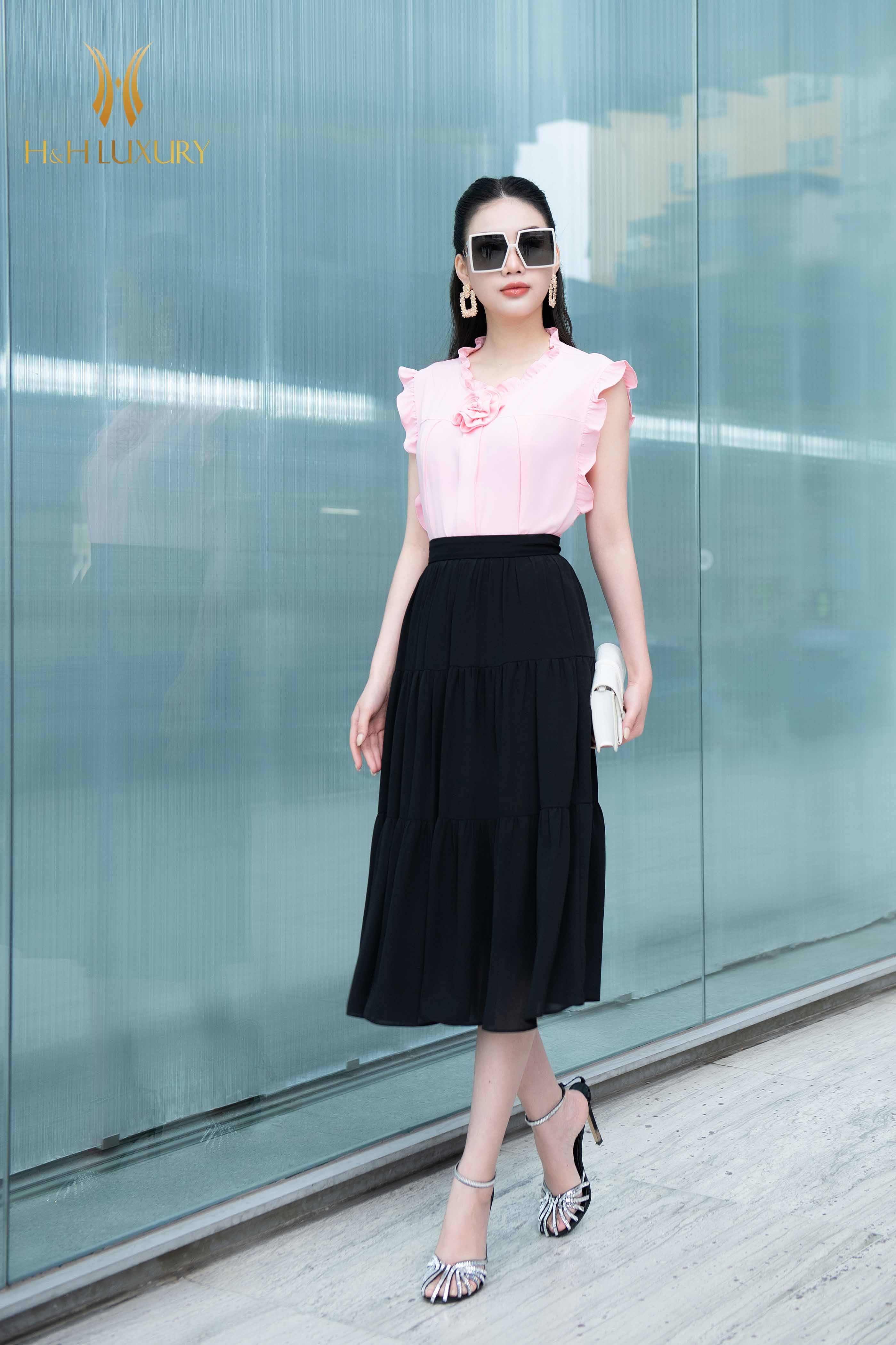 Gợi ý mix chân váy dài xếp tầng siêu xinh nữ tính  Thời trang  Việt Giải  Trí