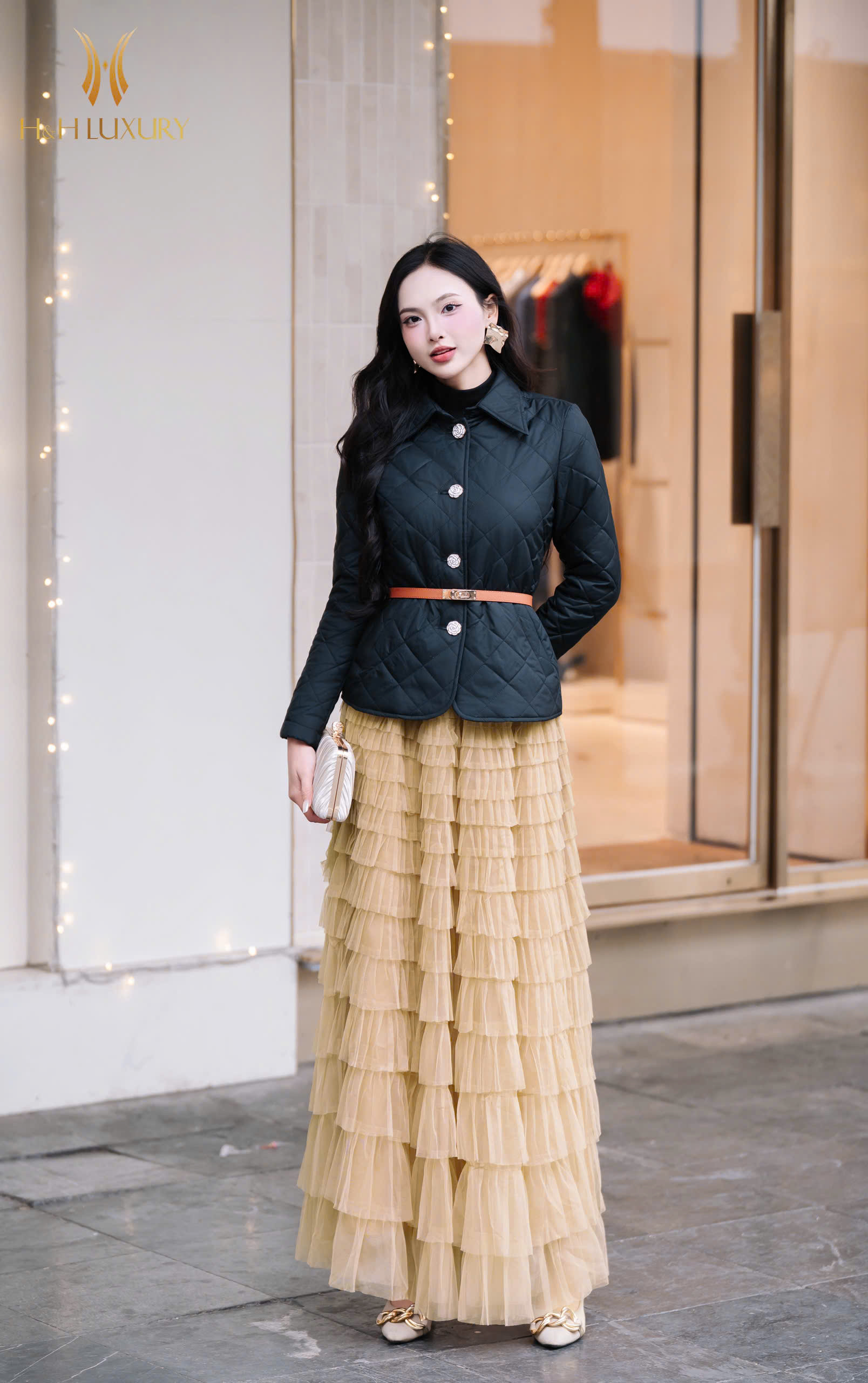 CHÂN VÁY REN LƯỚI NÂU TÂY