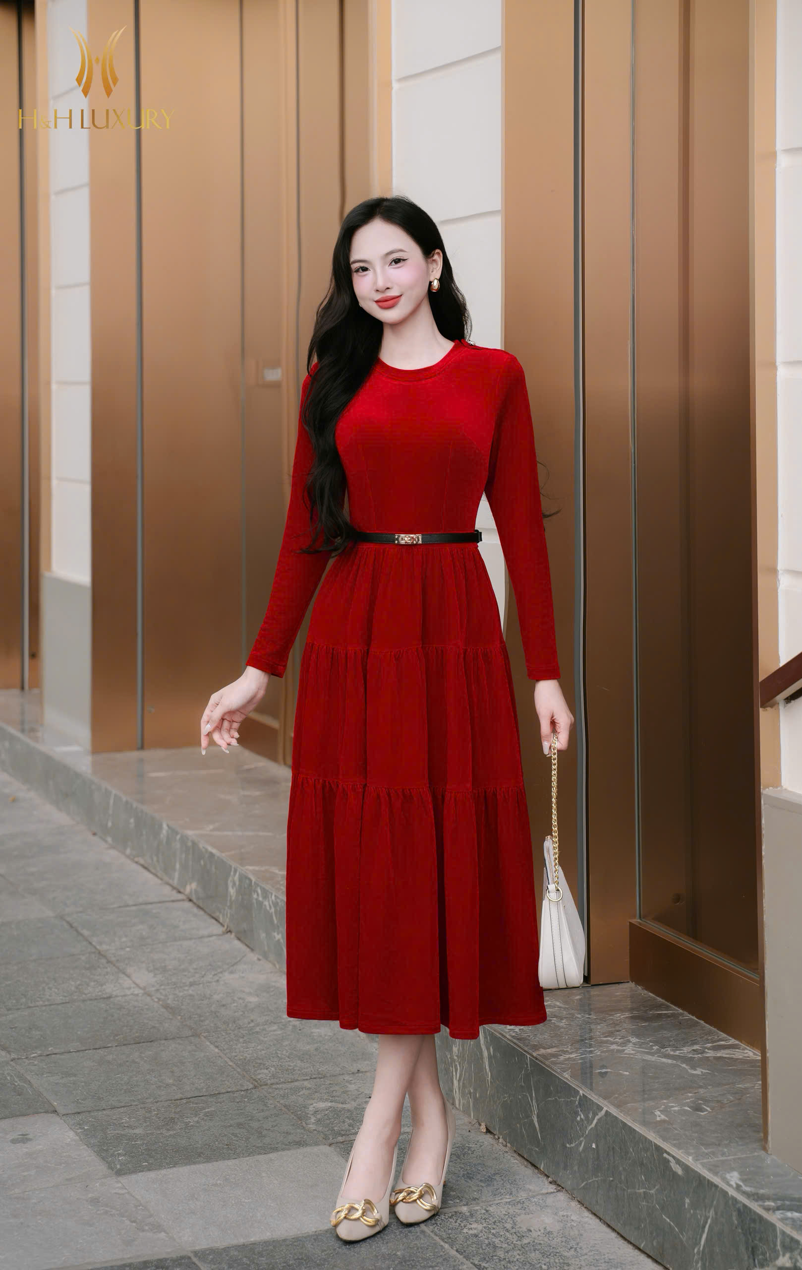 ĐẦM XÒE NHUNG ĐỎ ĐÔ 3TẦNG