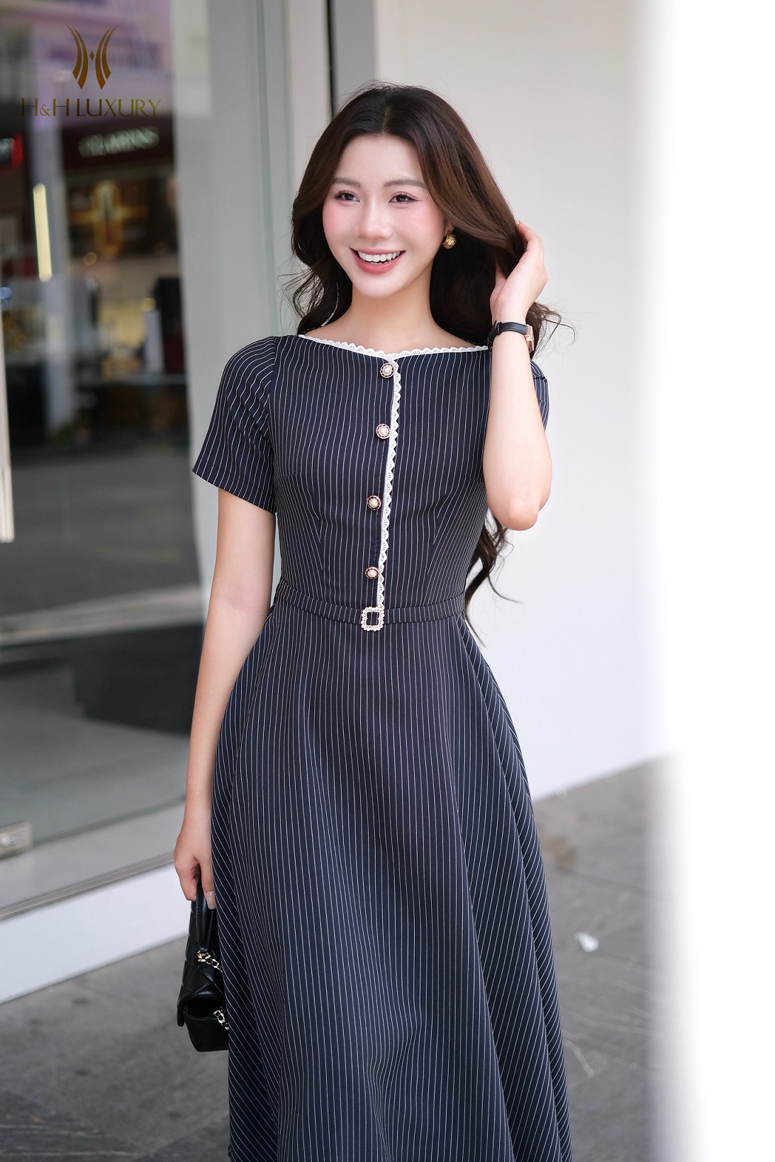 ĐẦM XÒE XANH NAVY PHỐI REN