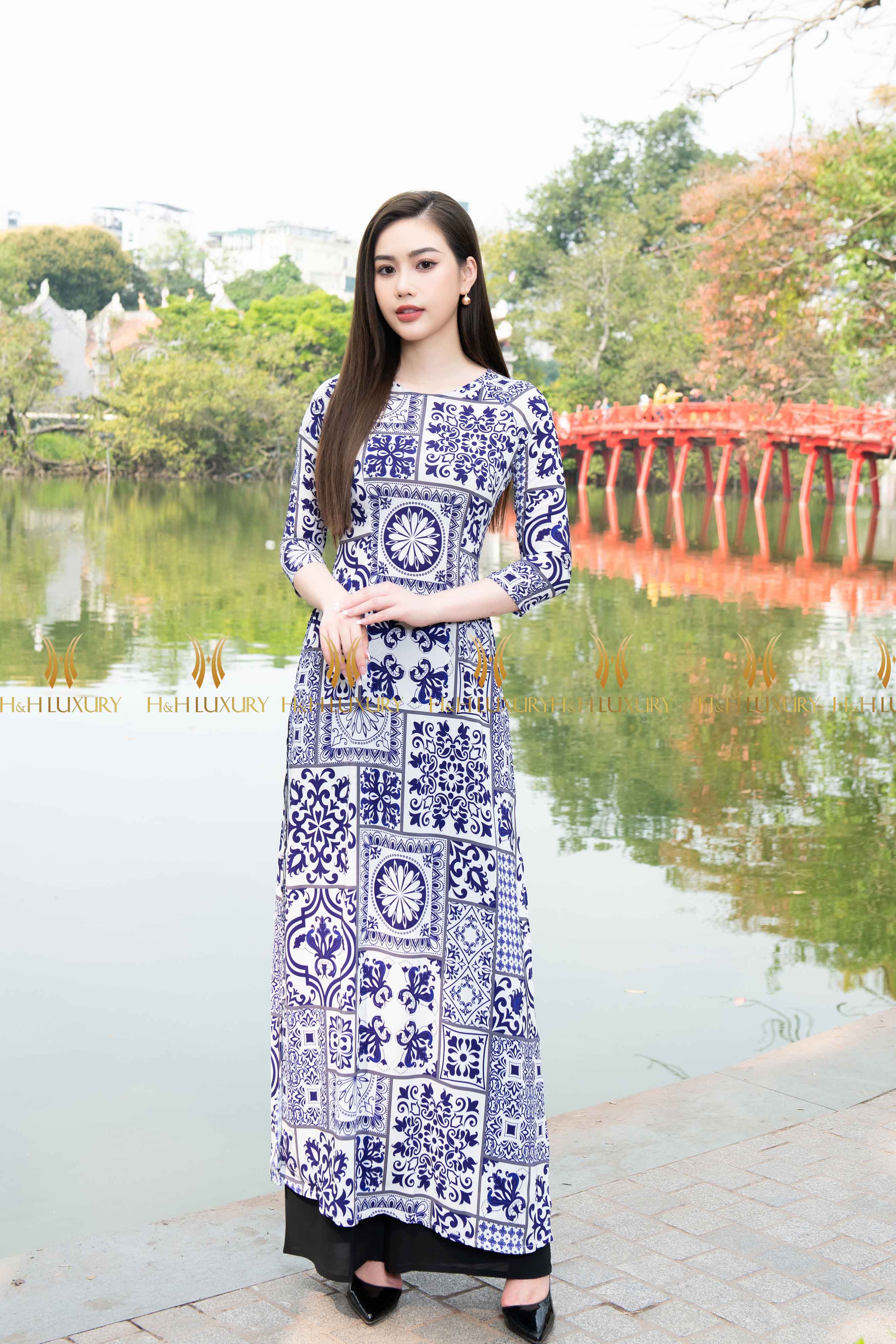 Cả bộ ) Áo dài nữ thiết kế truyền thống chất vải Gấm mềm, vân vải đẹp, cổ  đính đá lấp lánh- Sỉ Áo dài Sài Gòn | Shopee Việt Nam