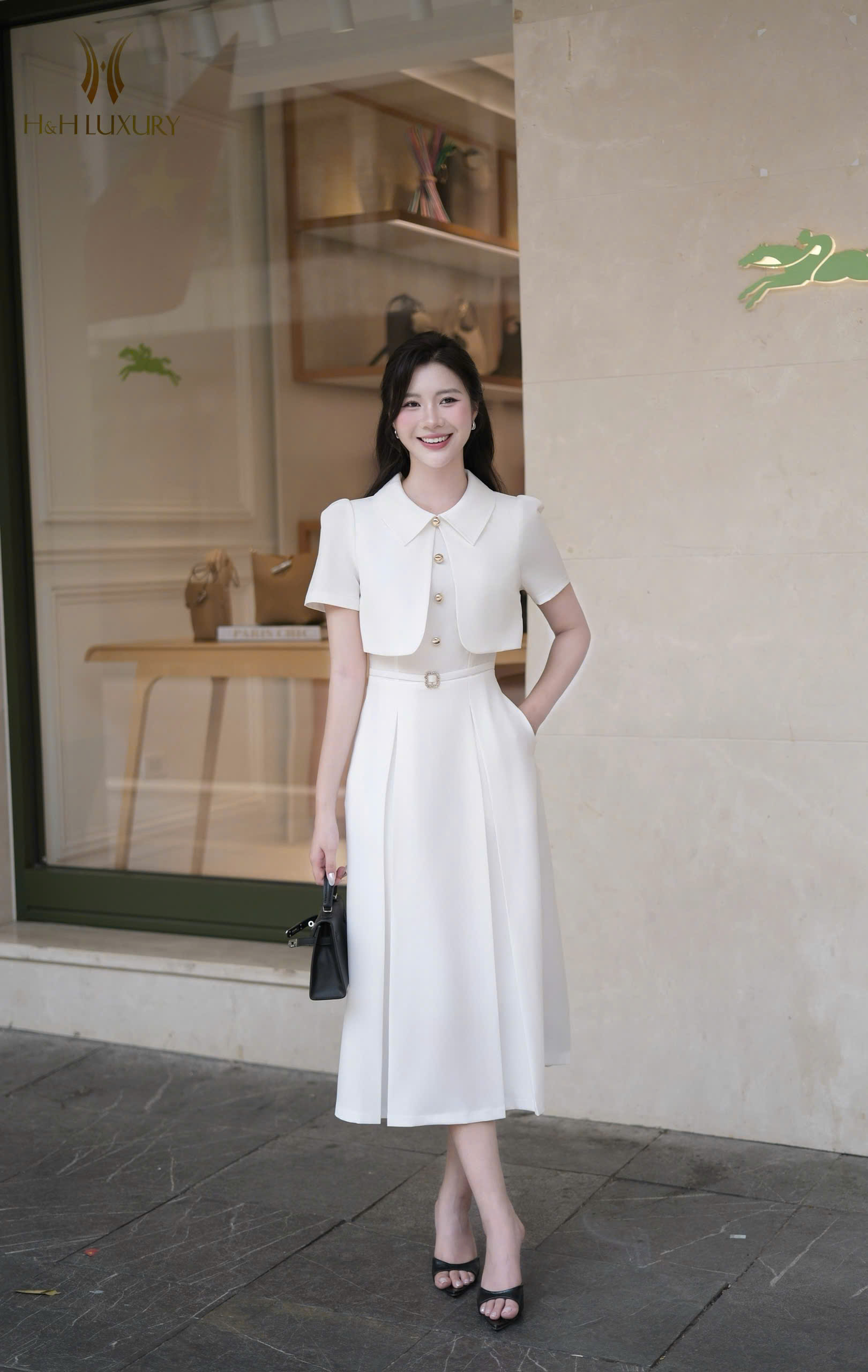 ĐẦM TÀ NGỰC TRẮNG ĐAI EO