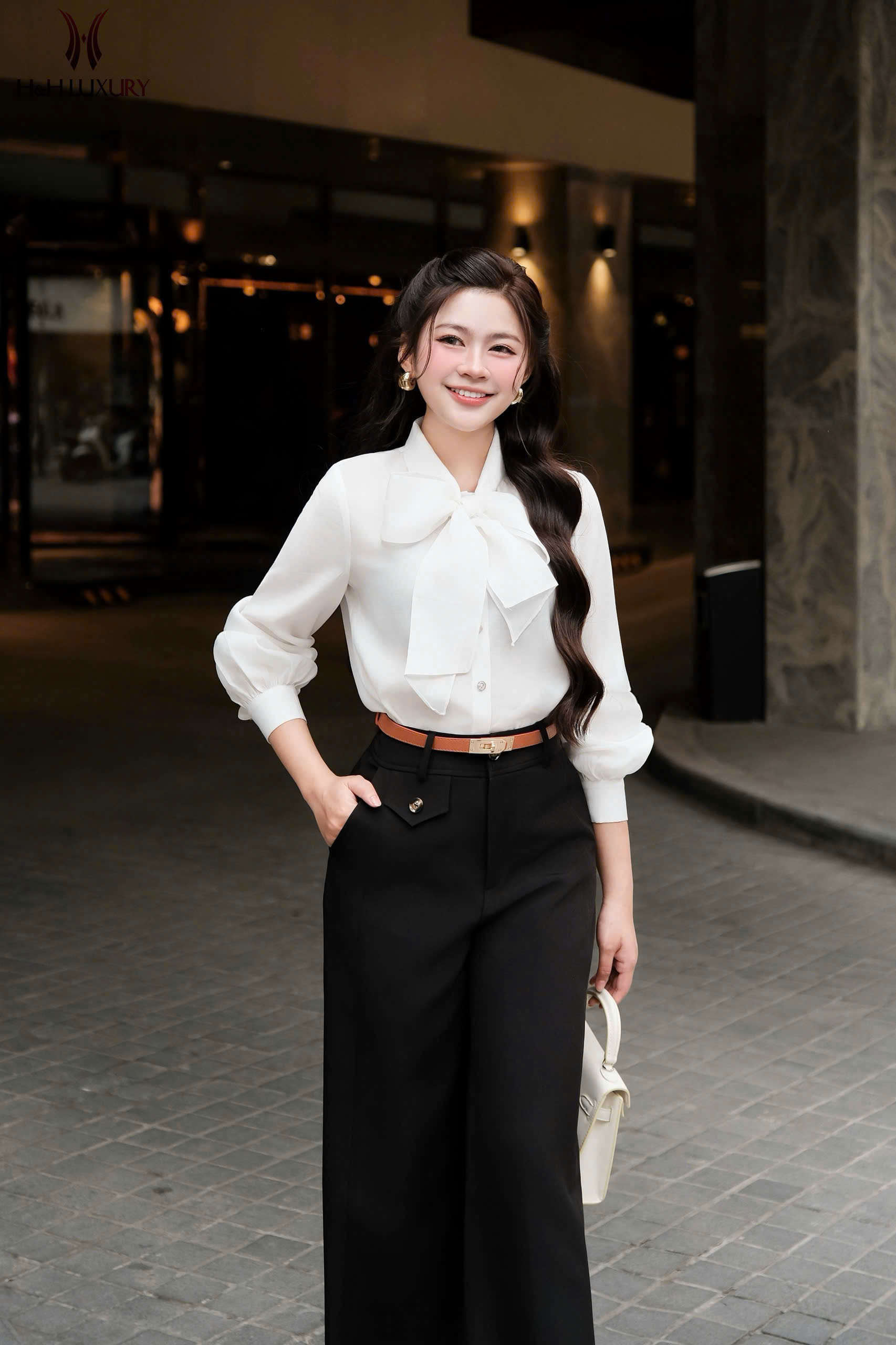 ÁO SƠ MI THÔ TẰM TRẮNG NƠ CỔ