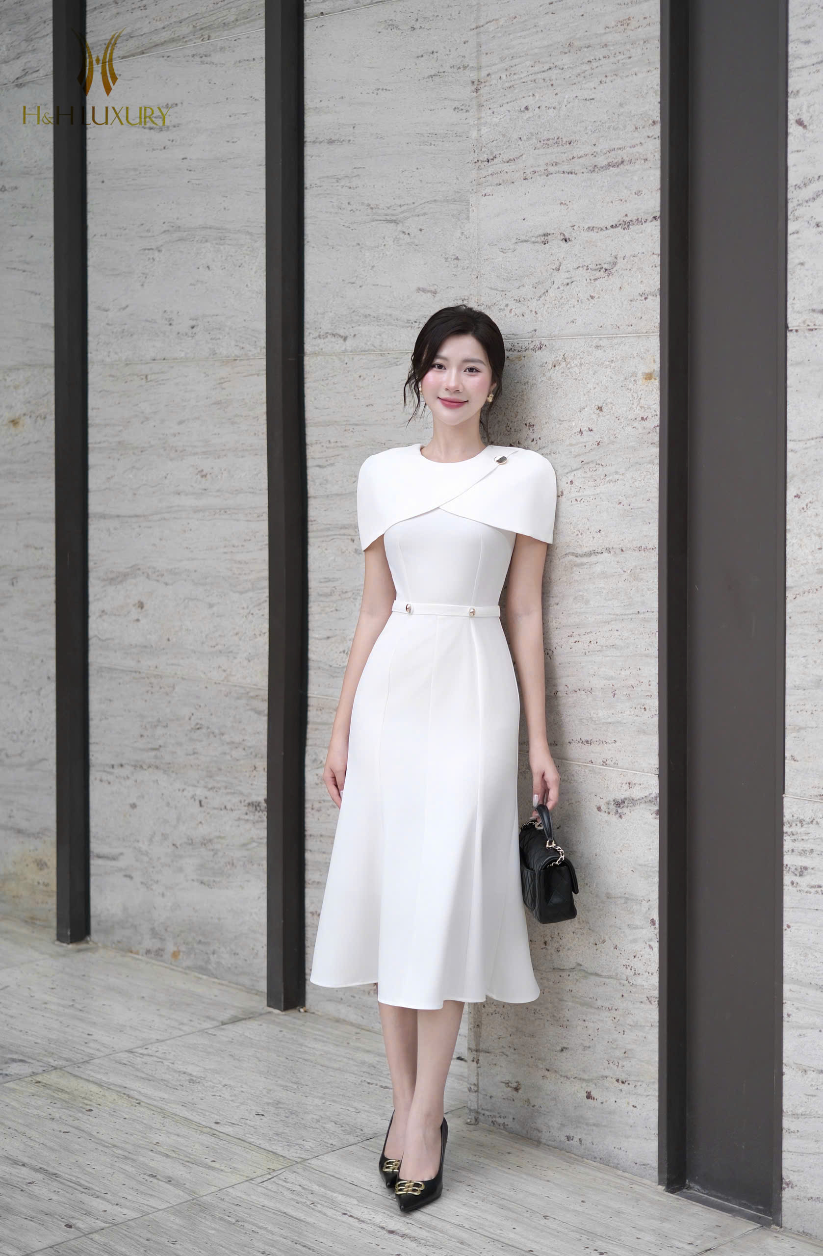 ĐẦM TRẮNG ĐUÔI CÁ TÀ NGỰC ĐÍNH CÚC