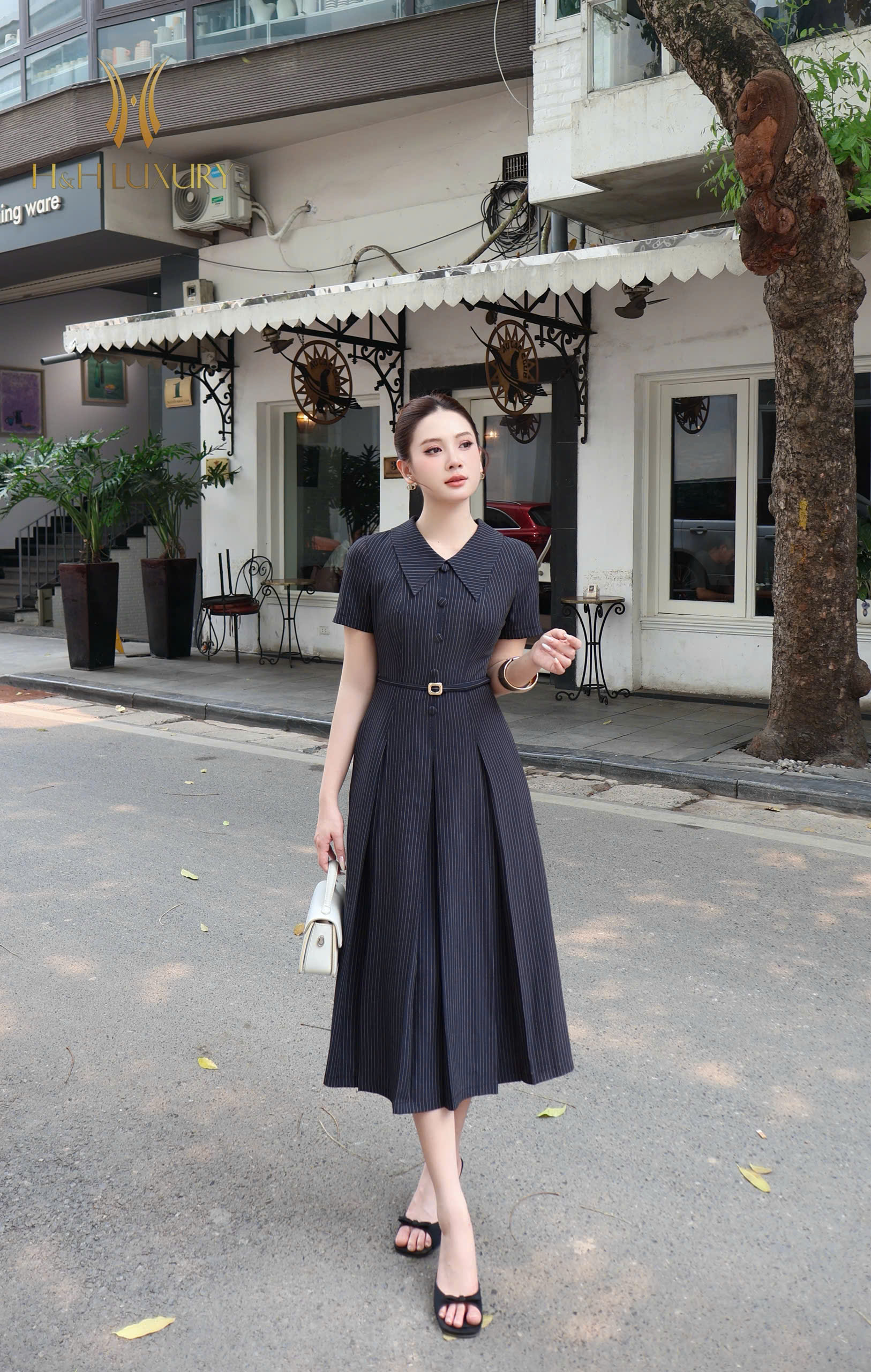 ĐẦM KẺ XANH NAVY CÚC BỌC