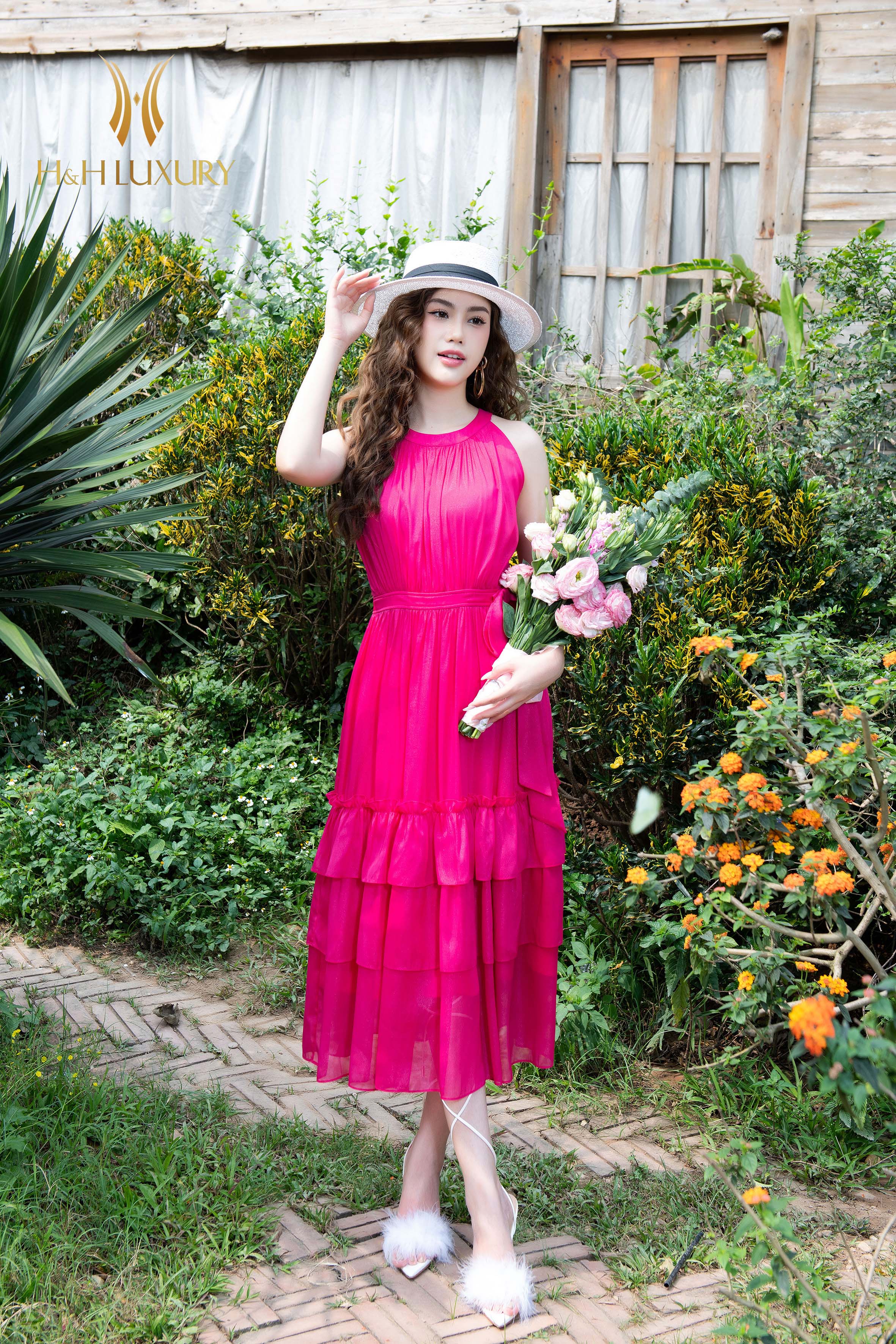 Áo dài hồng cánh sen - Cho thuê đầm PG, lễ tân, trang phục sự kiện - She  Loves