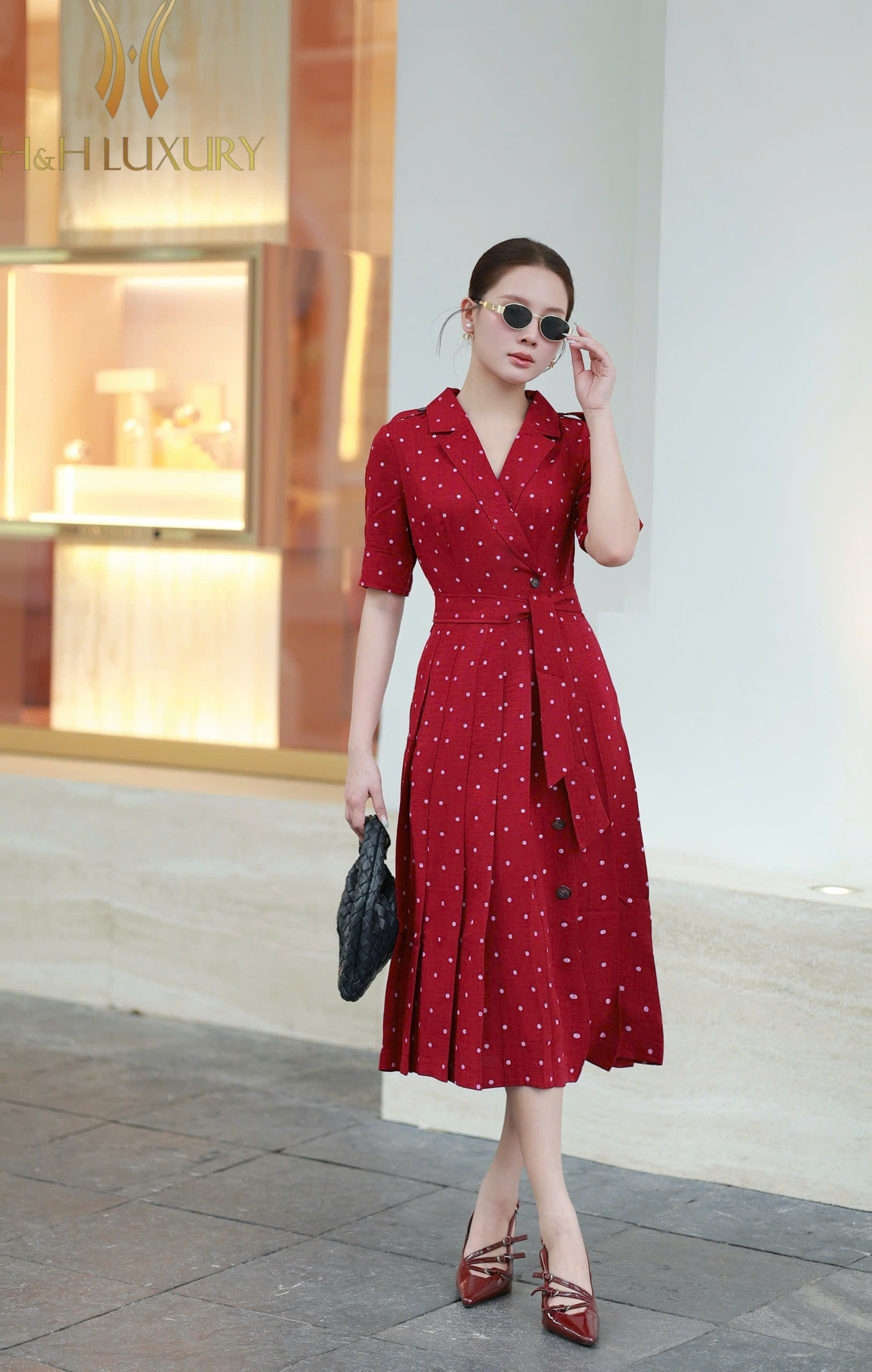ĐẦM LINEN BI ĐỎ ĐÔ XẾP LY THÂN