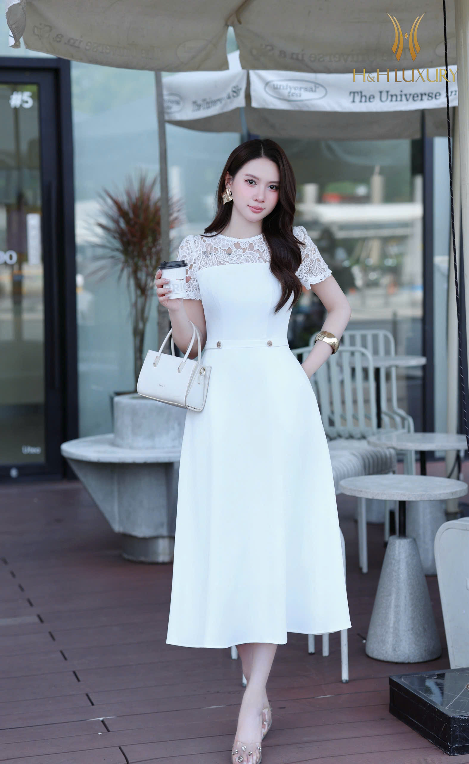 ĐẦM XÒE TRẮNG PHỐI REN CÚC EO