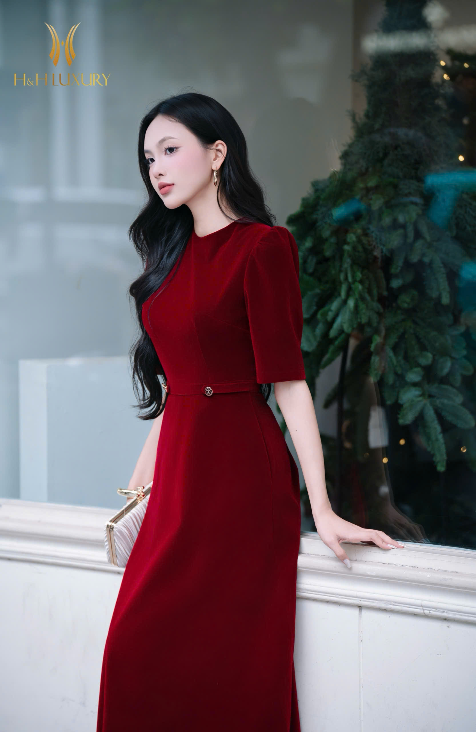 ĐẦM XÒE NHUNG ĐỎ ĐÔ CÚC EO