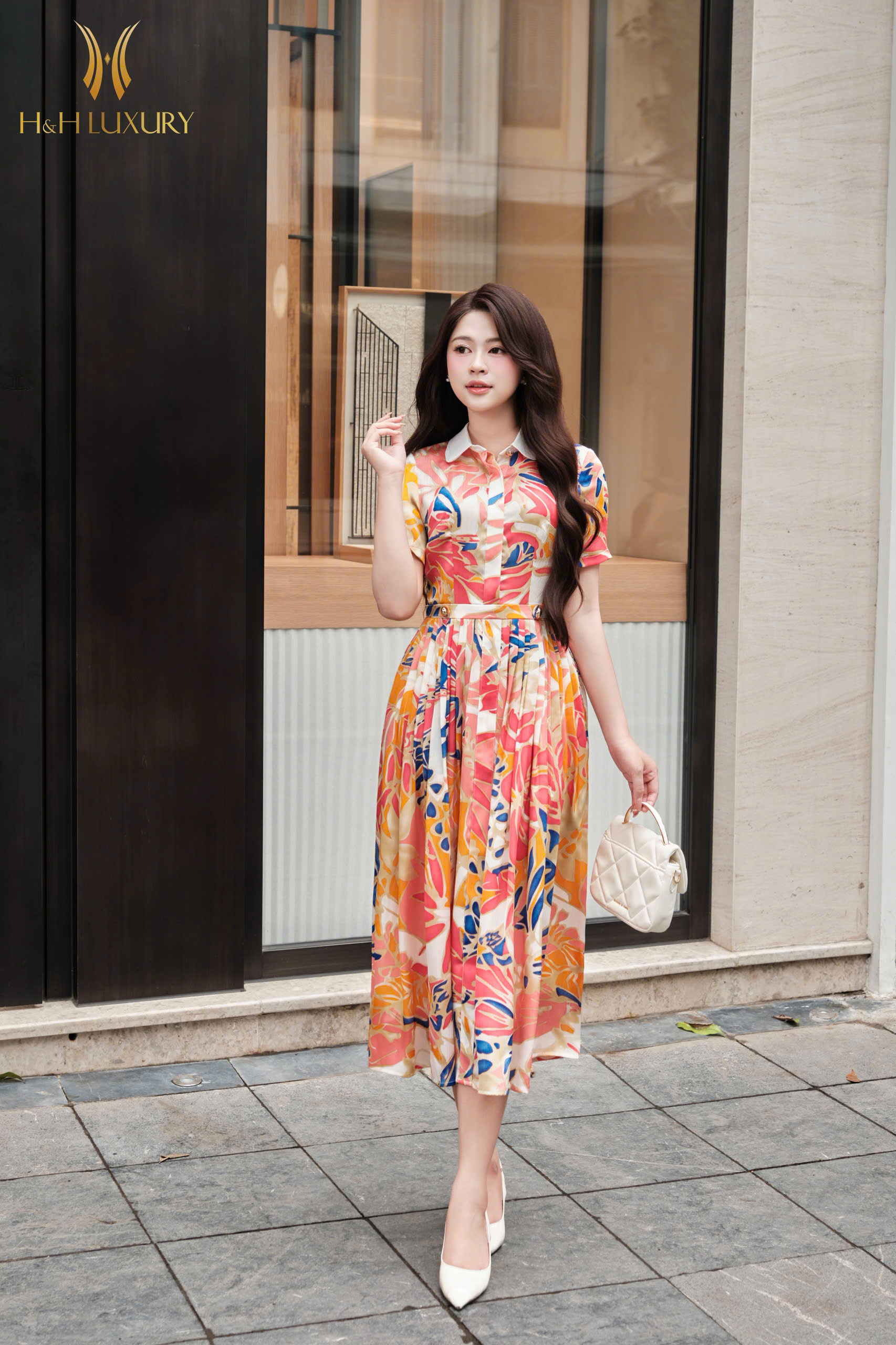 ĐẦM XÒE HỒNG XẾP LY THÂN