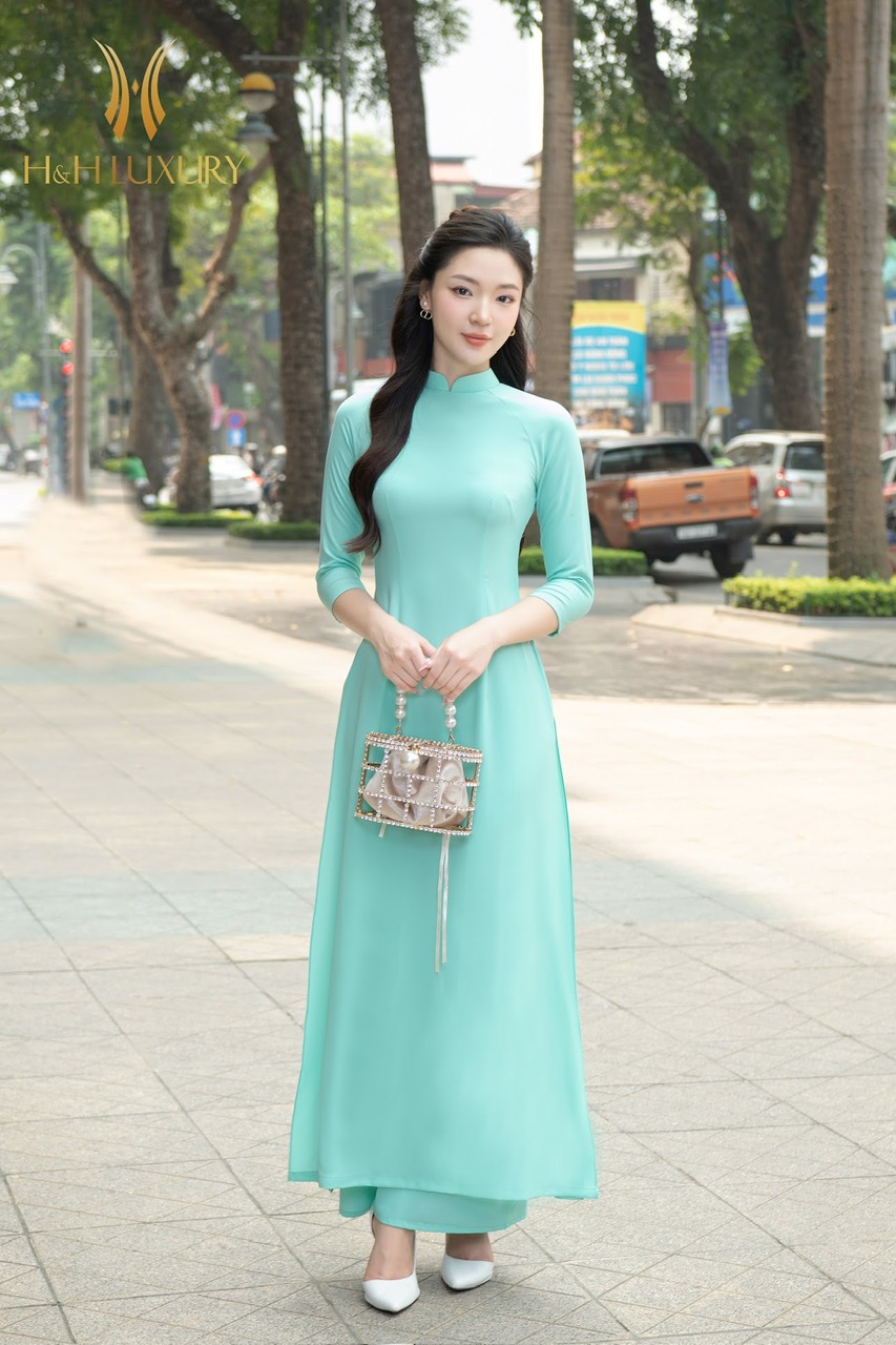 QUẦN ÁO DÀI XANH NGỌC