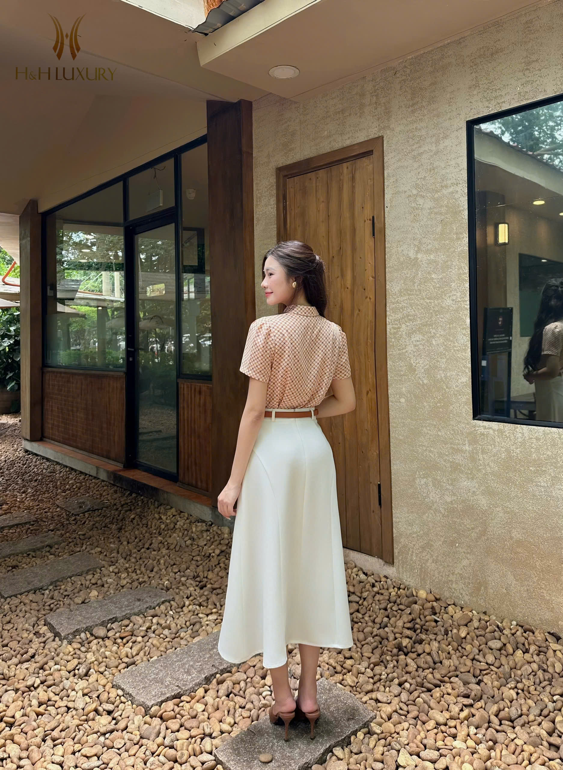 ÁO SƠ MI LỤA NƠ CỔ