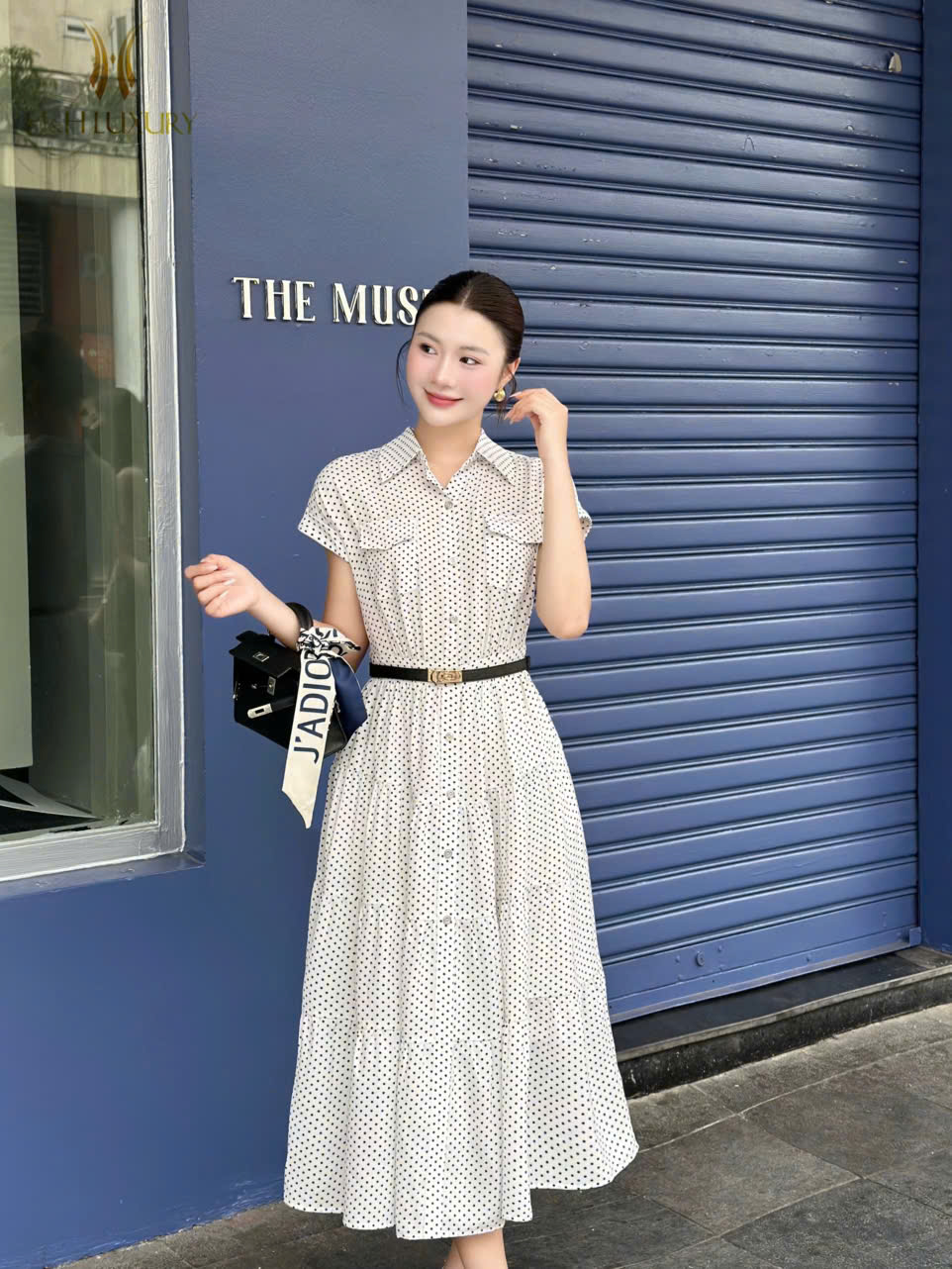 ĐẦM LỤA CHẤM BI TRẮNG CỔ ĐỨC 2 TÚI