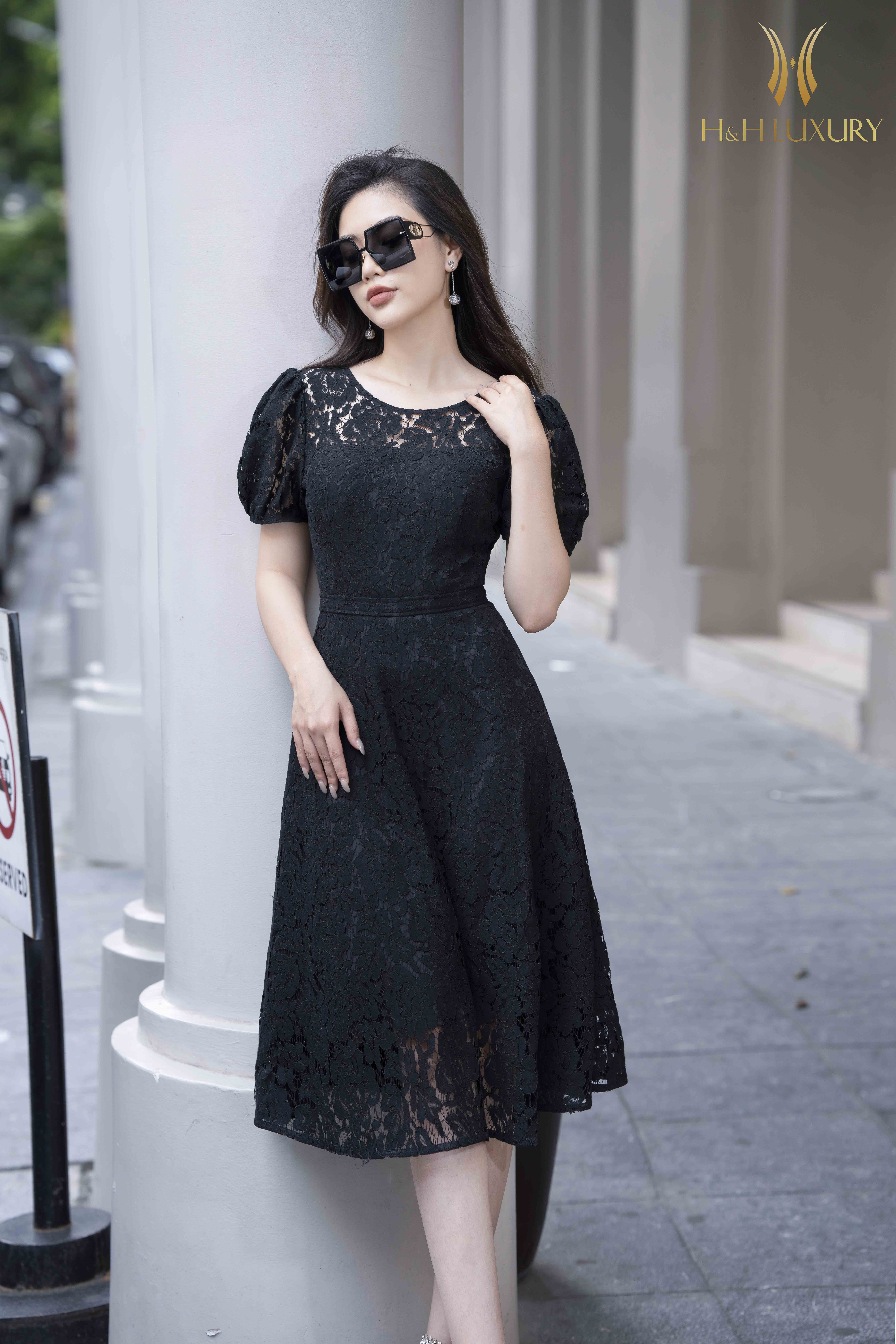 Váy đen ôm body cổ đỗ trước sang trọng sành điệu - DN416 - AloraShop21