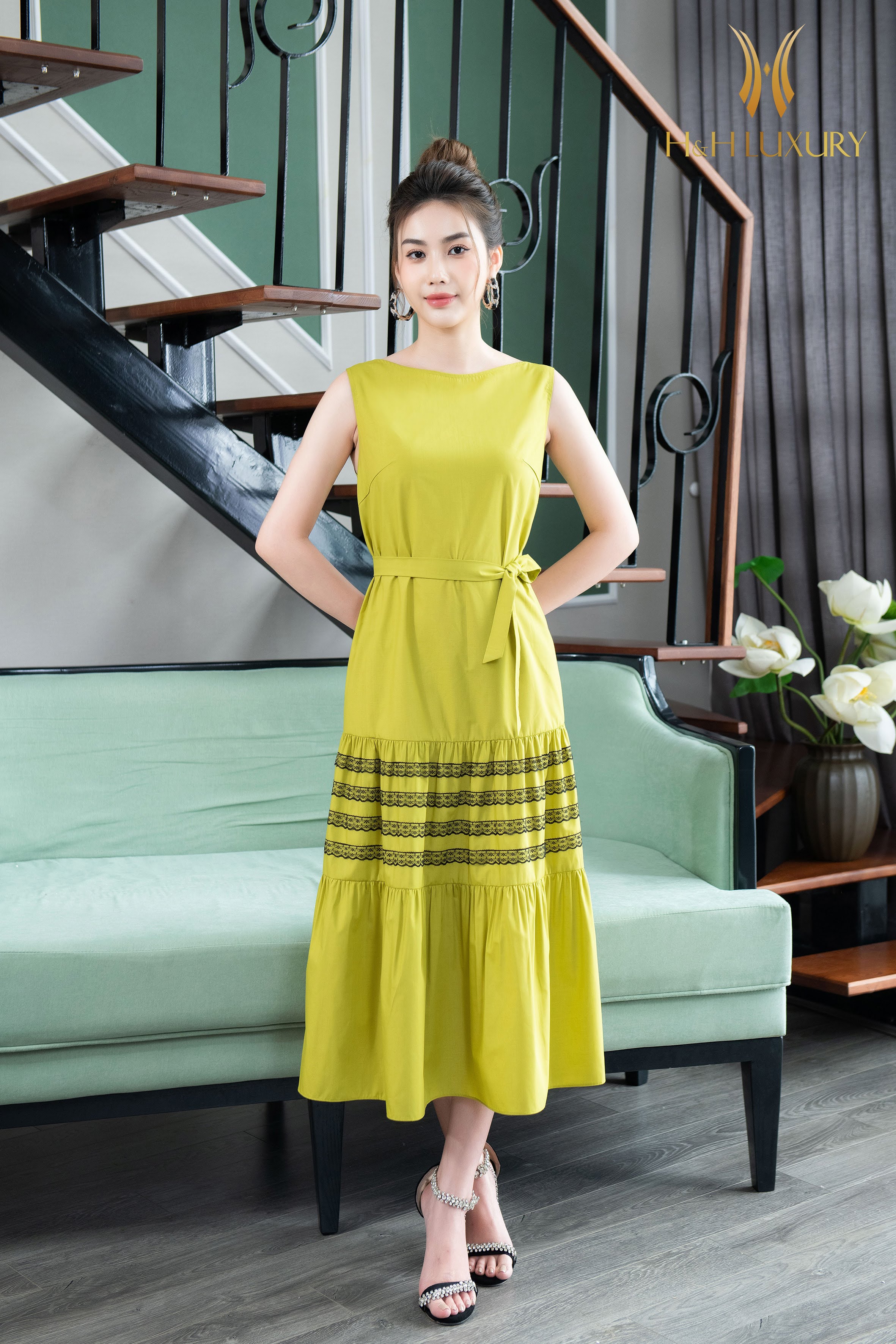 Những kiểu đầm suông sát nách dành cho bạn gái  Thời trang  Việt Giải Trí