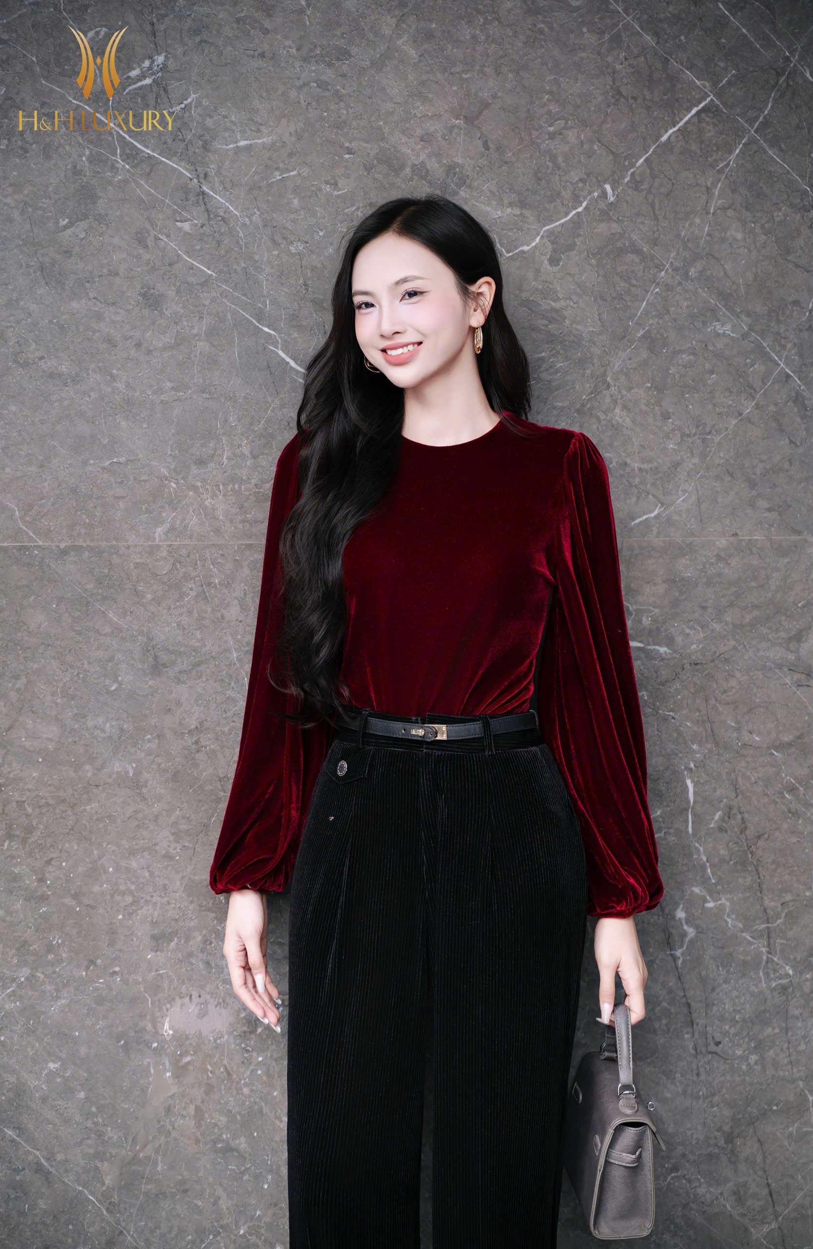 ÁO NHUNG THE ĐỎ ĐÔ CAO CẤP