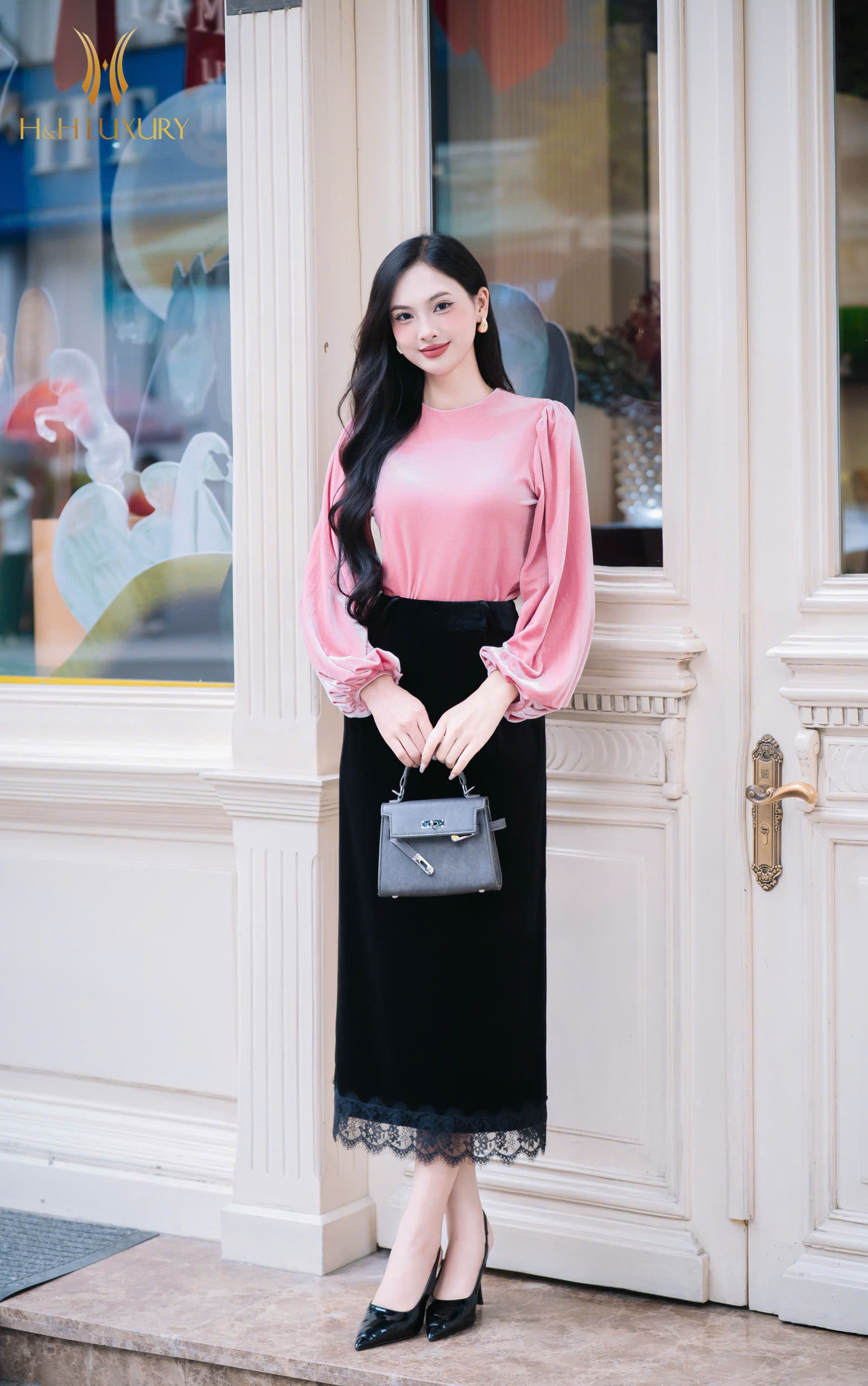 ÁO NHUNG THE HỒNG PHẤN