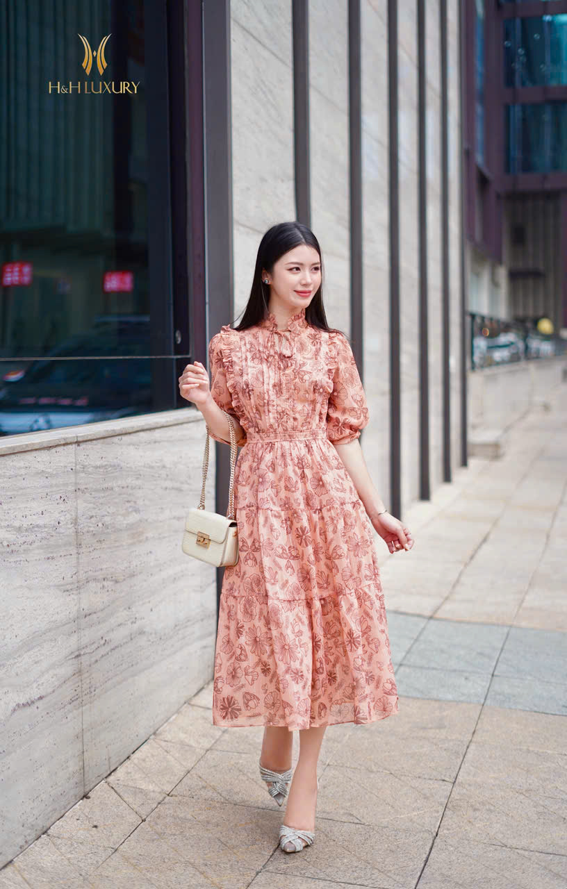 ĐẦM TƠ NÂU TÂY XẾP LY NGỰC
