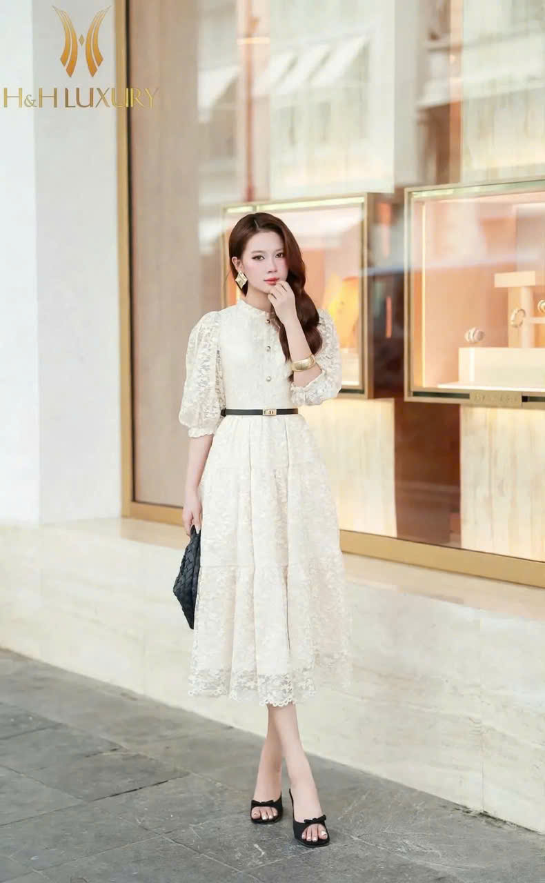 ĐẦM XOÈ REN LÁ NHO TRẮNG KEM
