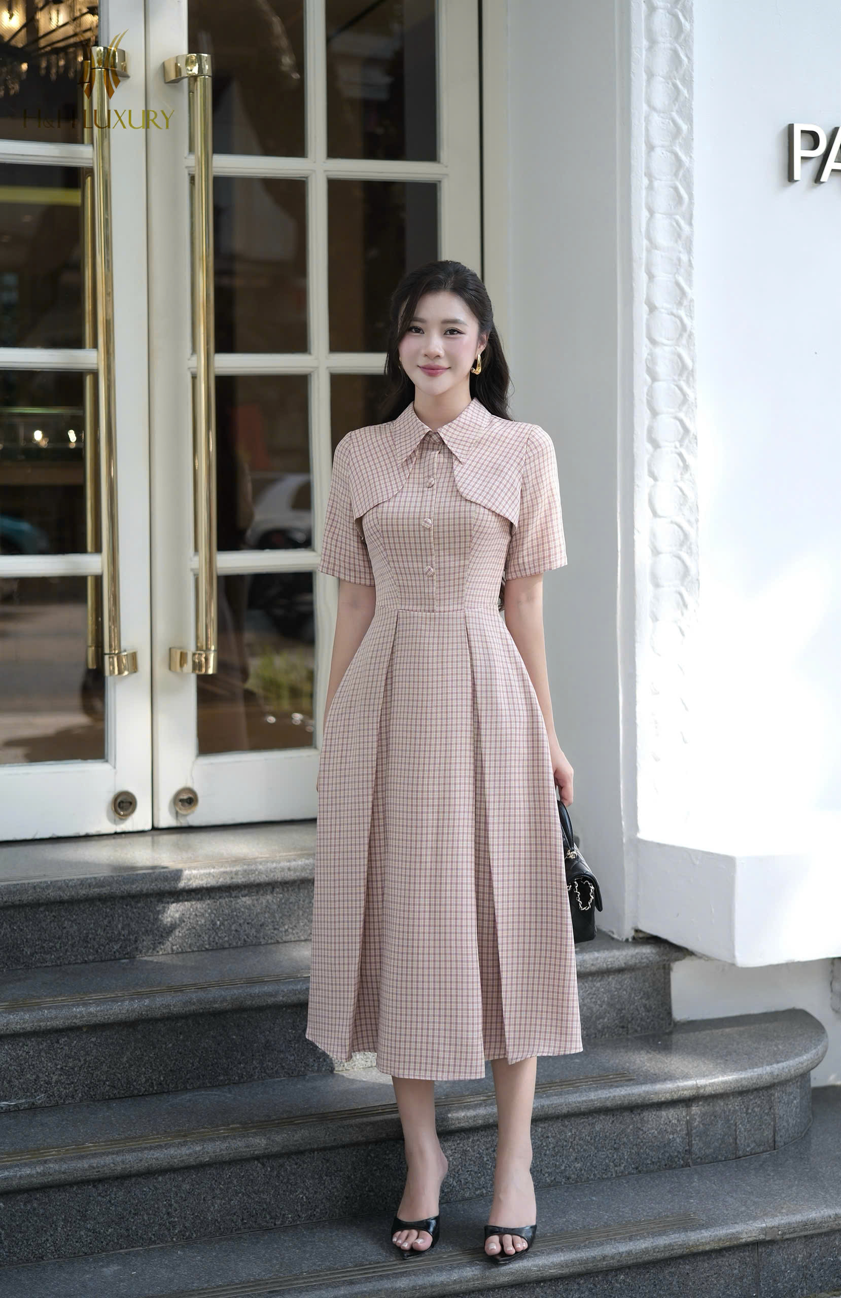 ĐẦM KẺ HỒNG TÀ NGỰC ĐÍNH CÚC