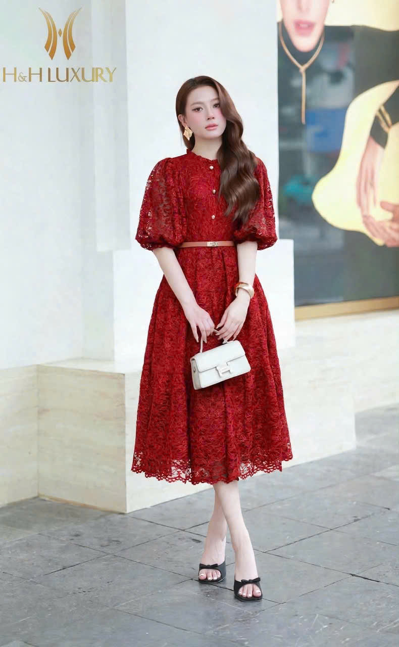 ĐẦM REN XÒE LÁ NHO ĐỎ ĐÔ