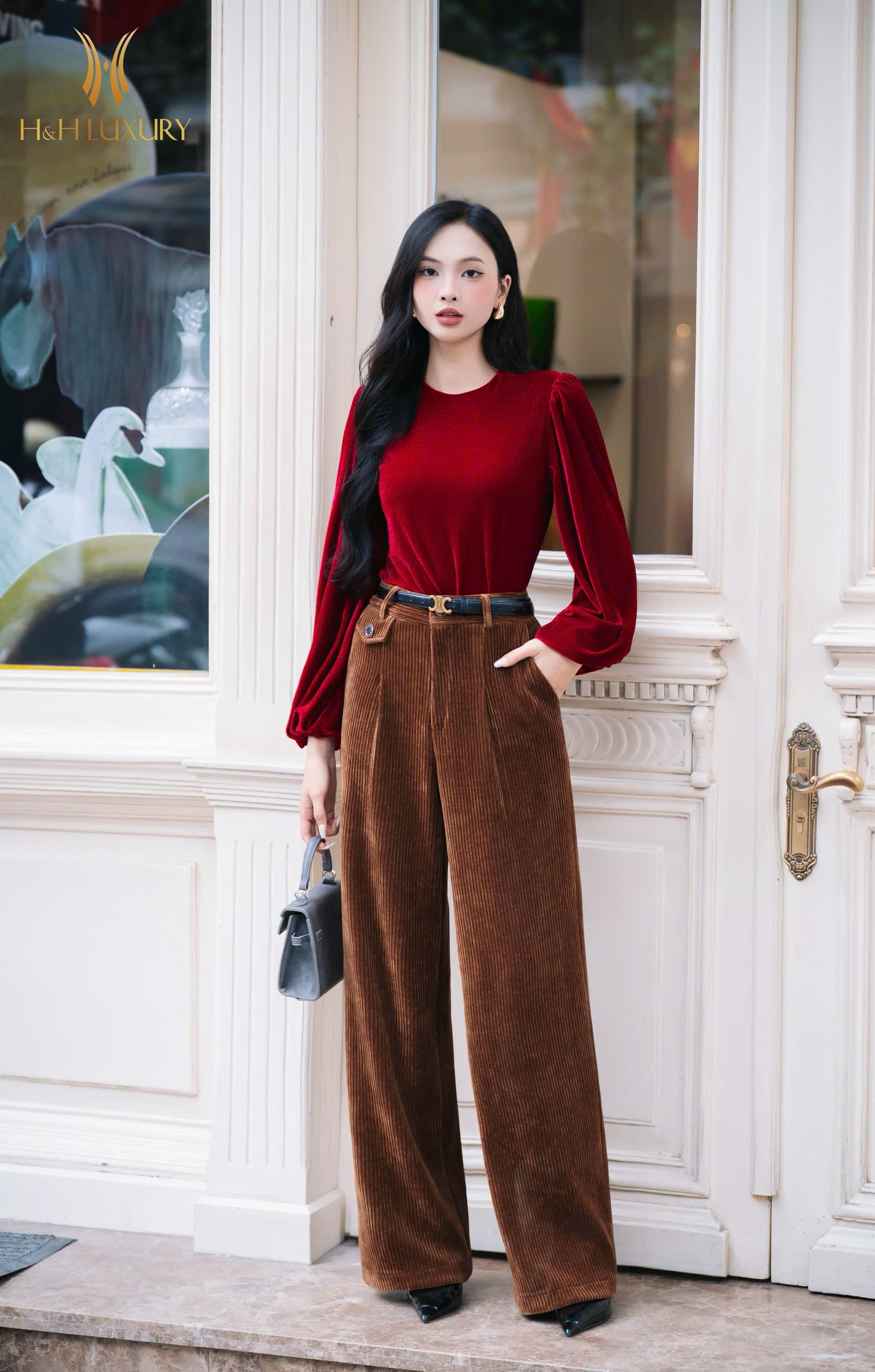 ÁO NHUNG THE ĐỎ ĐÔ