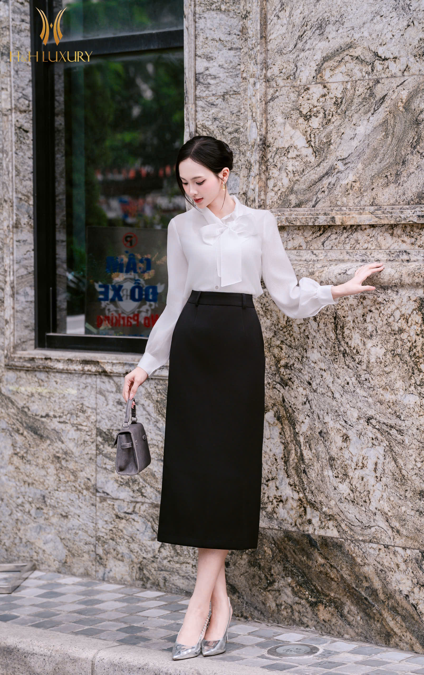 CHÂN JUP BÚT CHÌ XUÔNG 2 TÚI