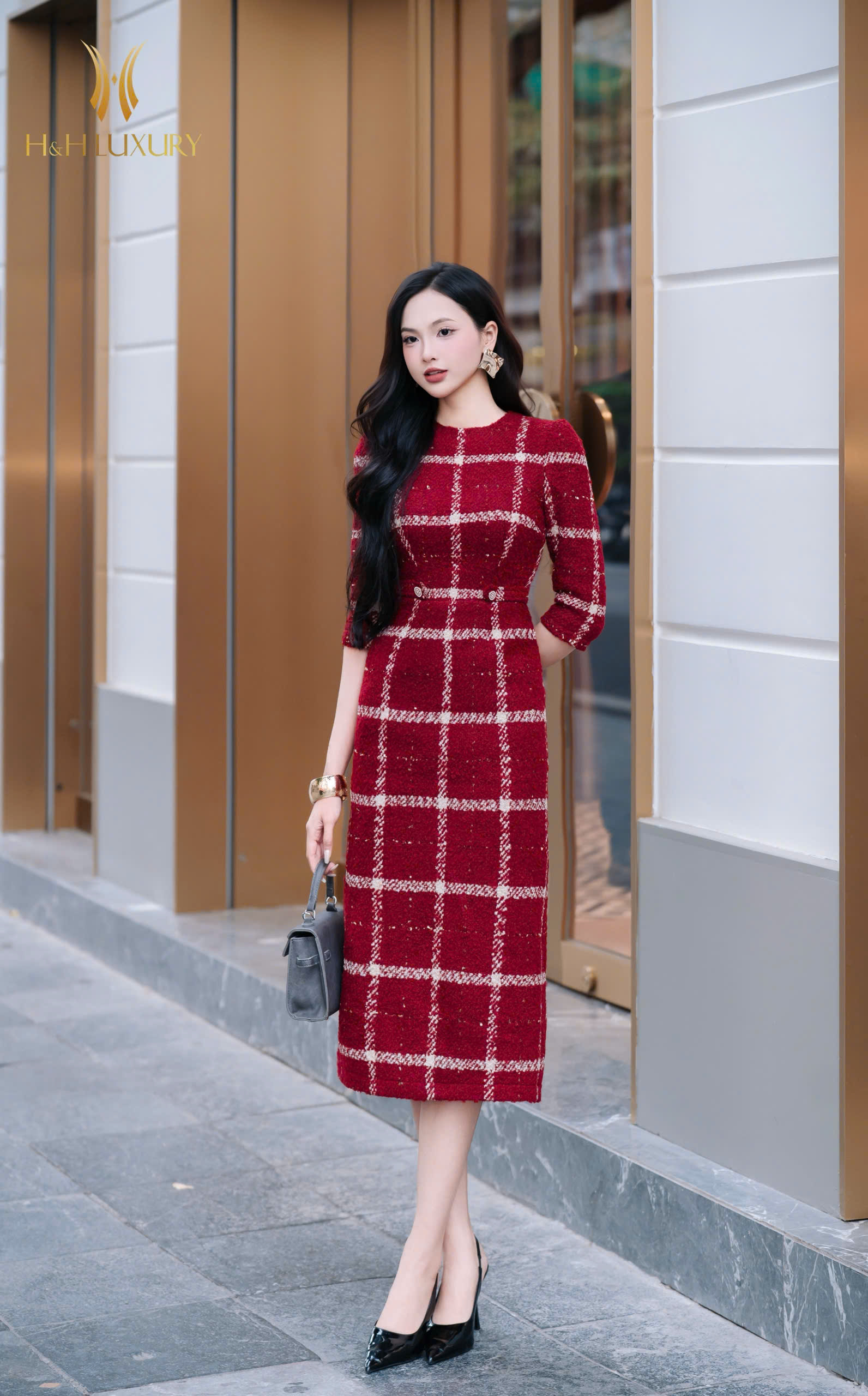 ĐẦM BÚT CHỈ KẺ ĐỎ ĐÔ LÔNG THỎ