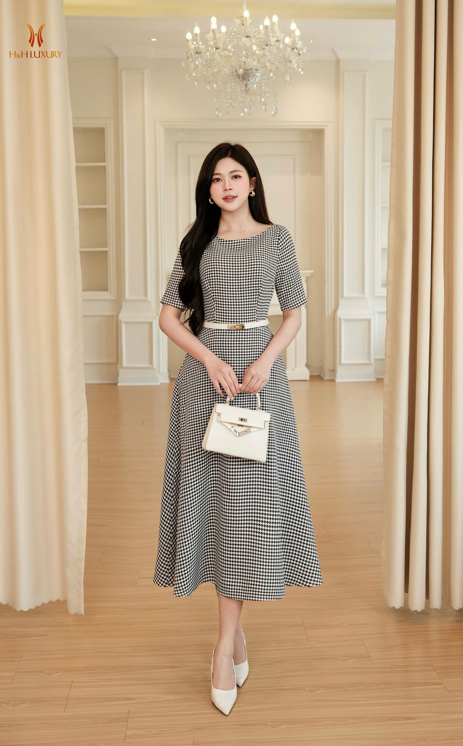 ĐẦM XÒE DẠ MỀM CỔ THUYỀN ĐAN