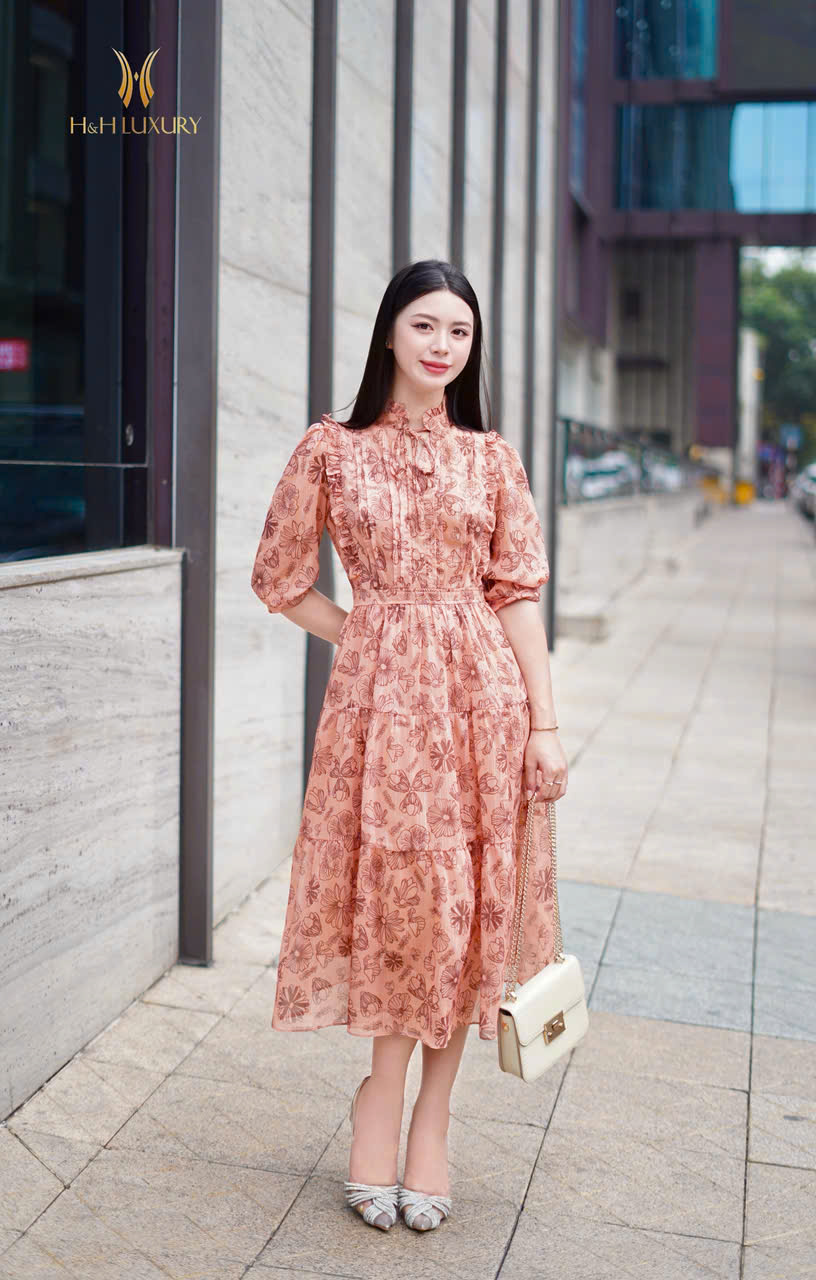 ĐẦM TƠ NÂU TÂY XẾP LY NGỰC