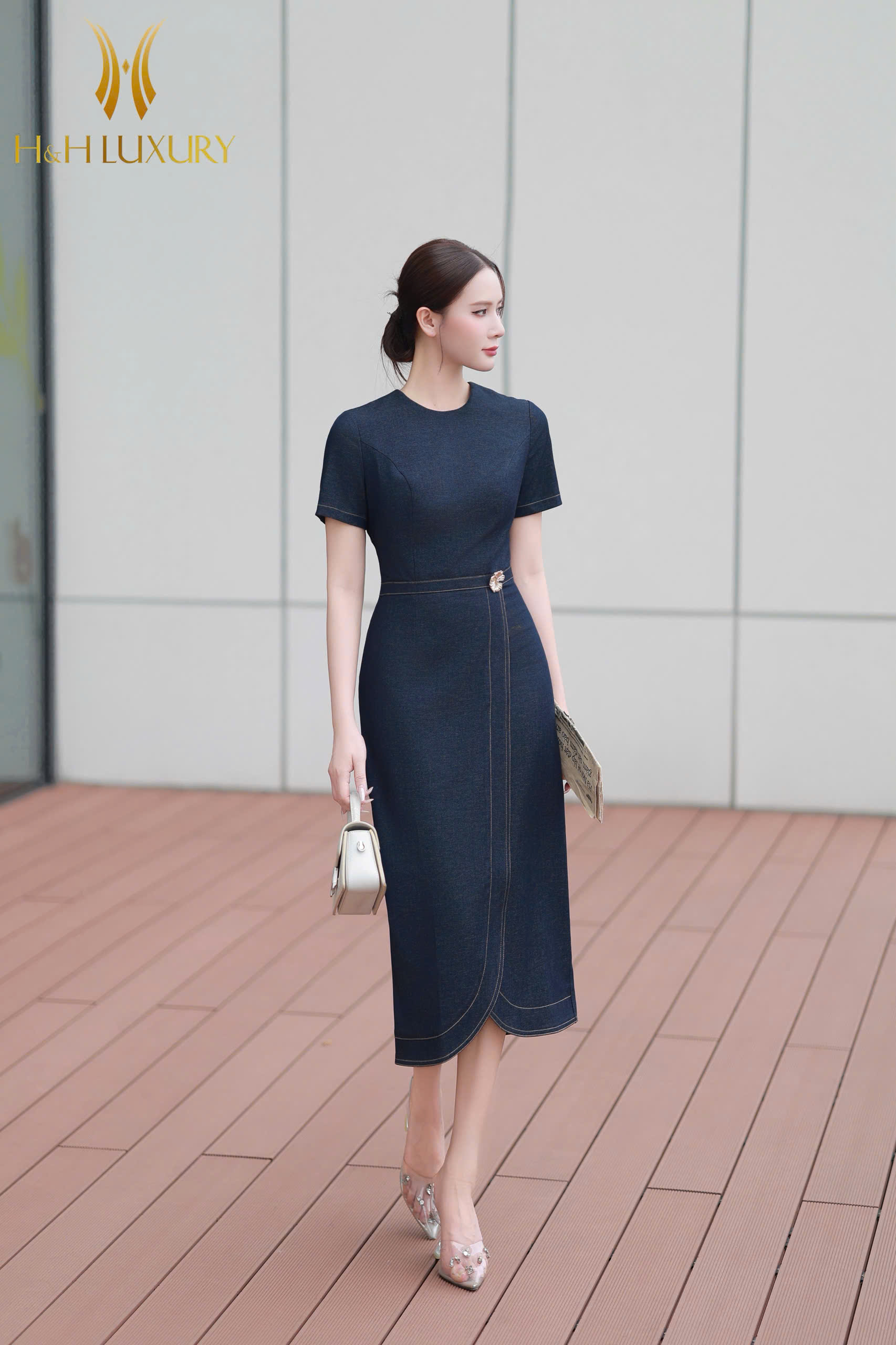 ĐẦM BÚT CHÌ SUÔNG XANH NAVY ĐÍNH CHARM