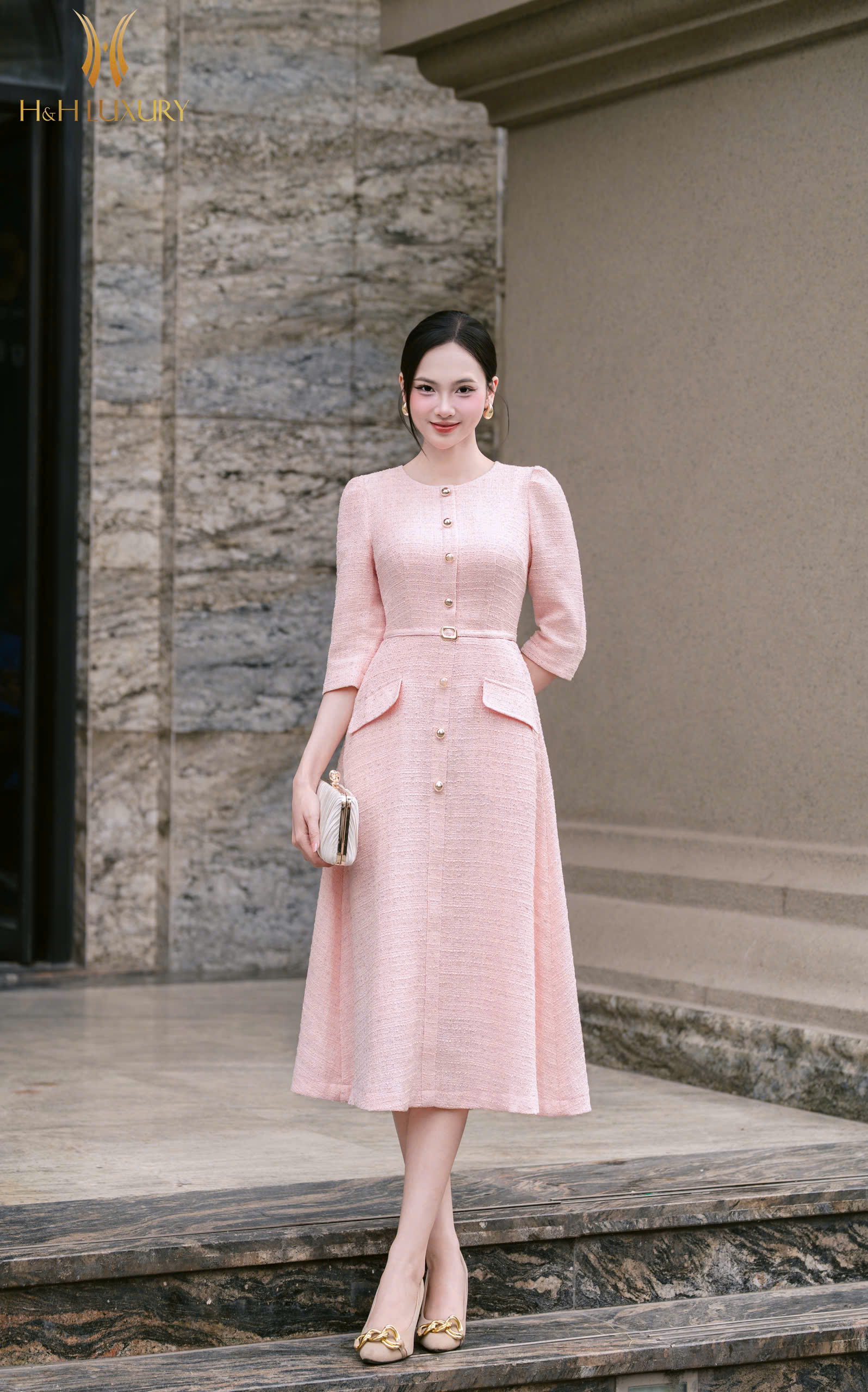 ĐẦM DẠ TWEED HỒNG ĐÍNH CÚC
