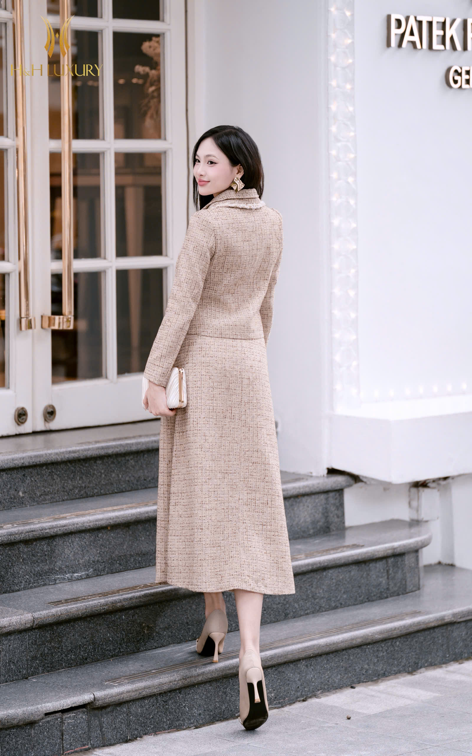 CHÂN VÁY DẠ TWEED BEIGE 2 TÚI