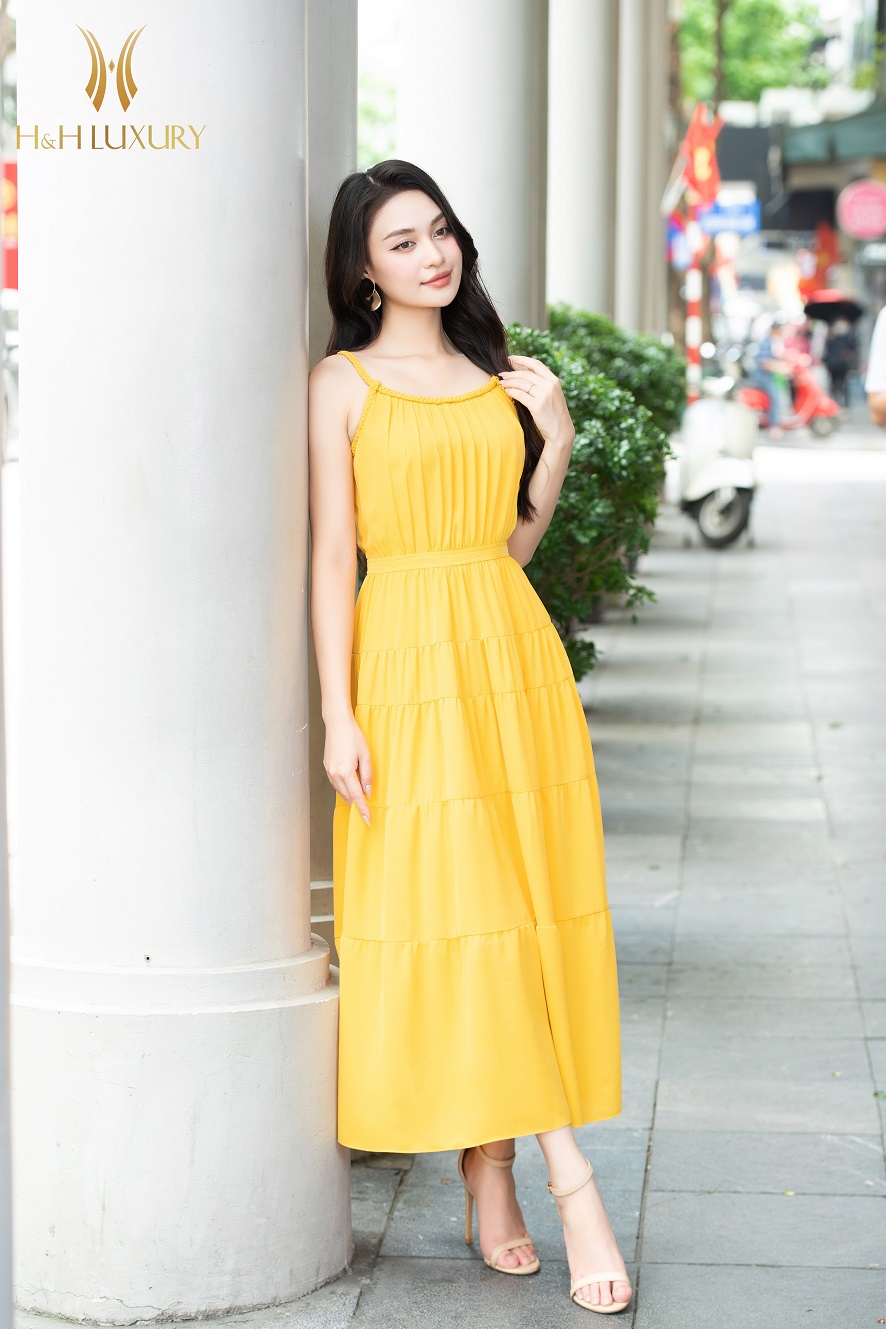 ĐẦM MAXI LỤA VÀNG TẾT CỔ