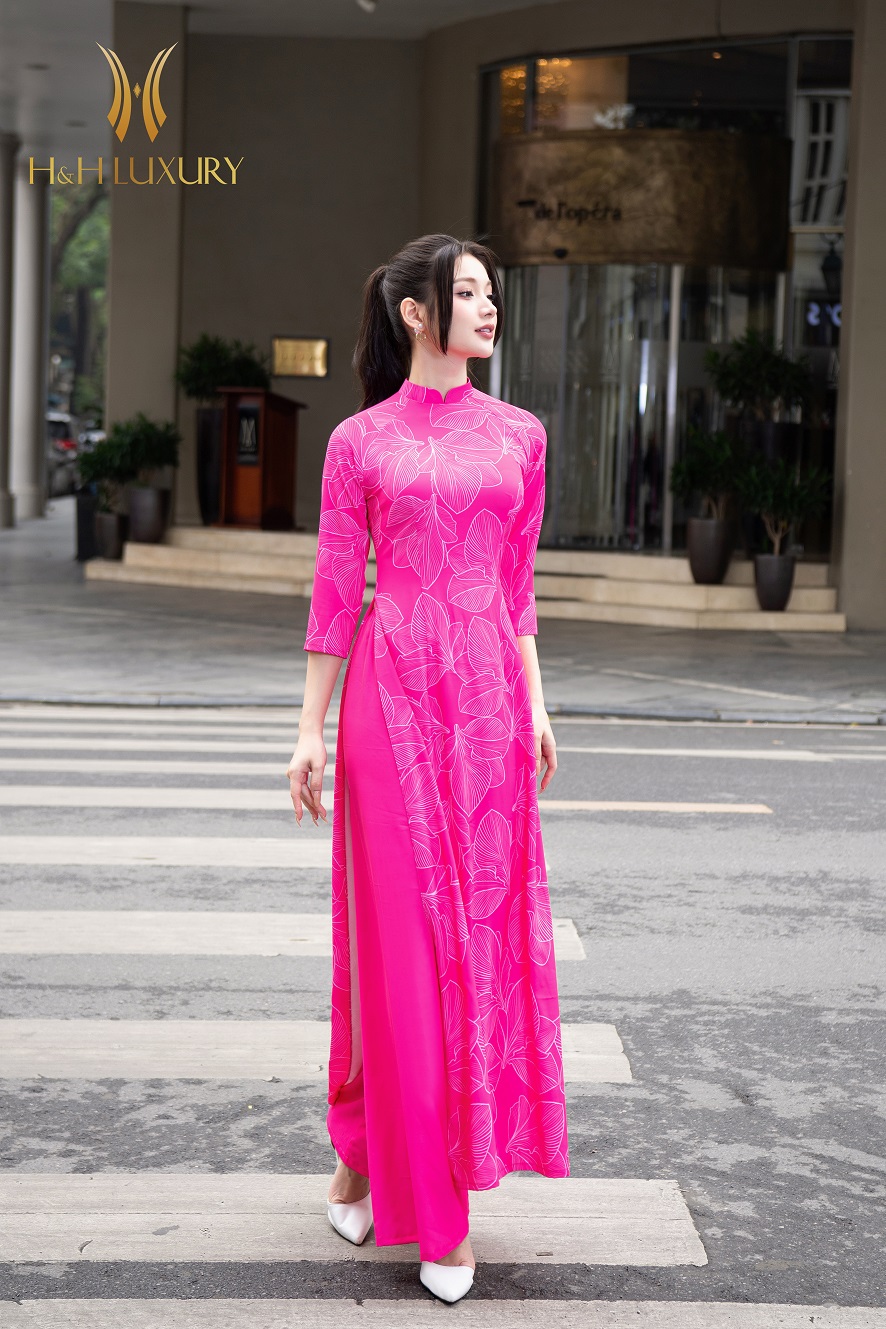 ÁO DÀI LỤA MỸ HỌA TIẾT LÁ HỒNG