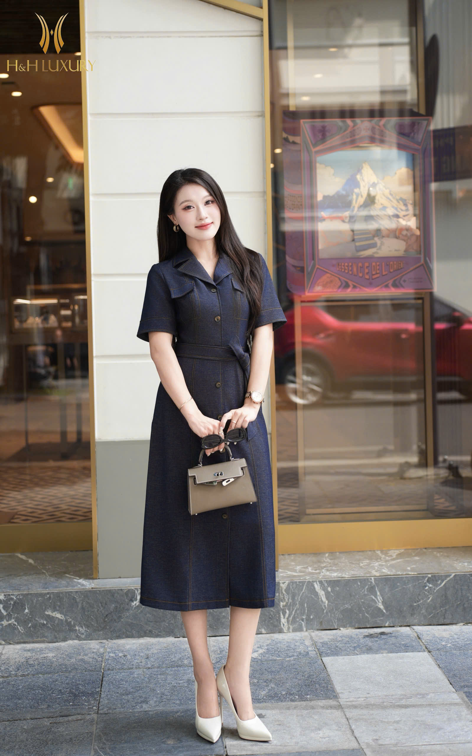 ĐẦM JEAN XANH CỔ VEST ĐÍNH CÚC