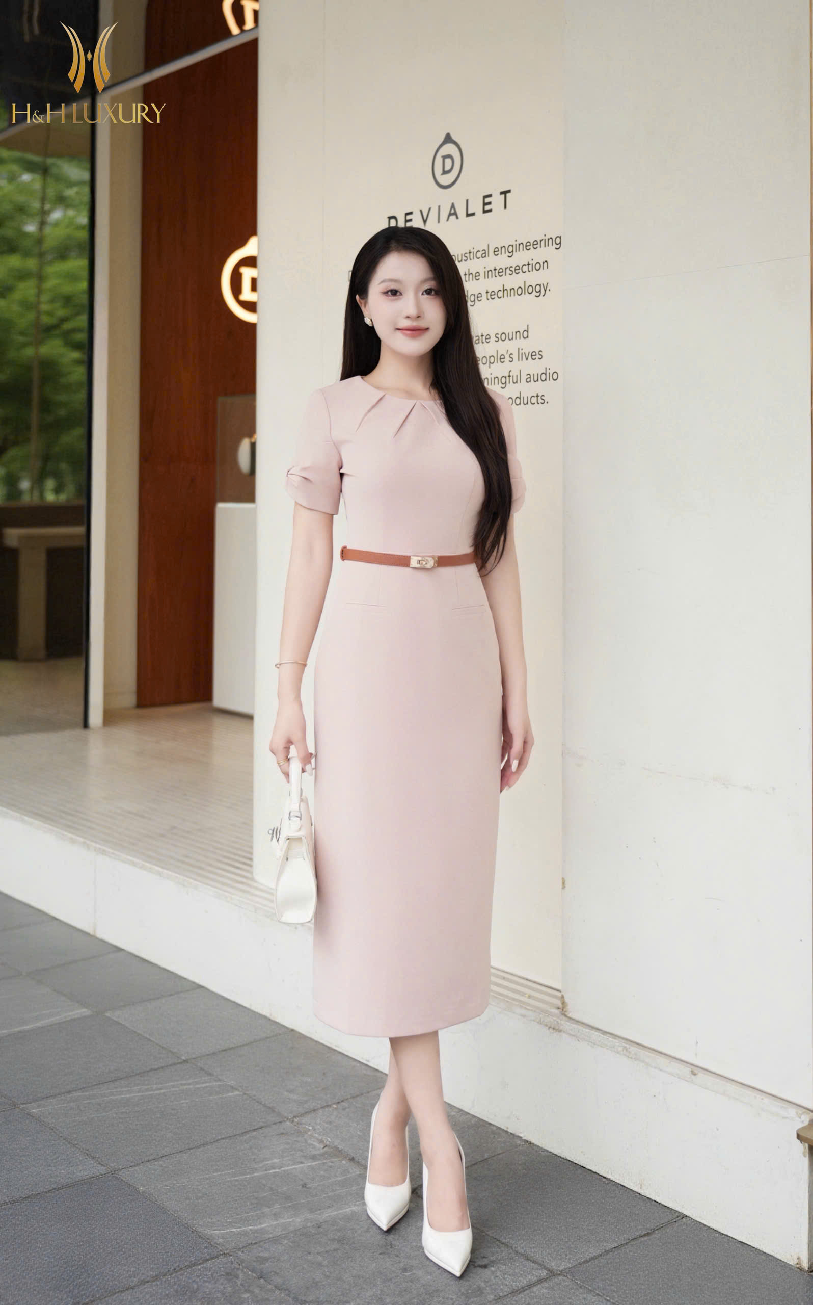 ĐẦM BÚT CHÌ SUÔNG HỒNG NƠ TAY