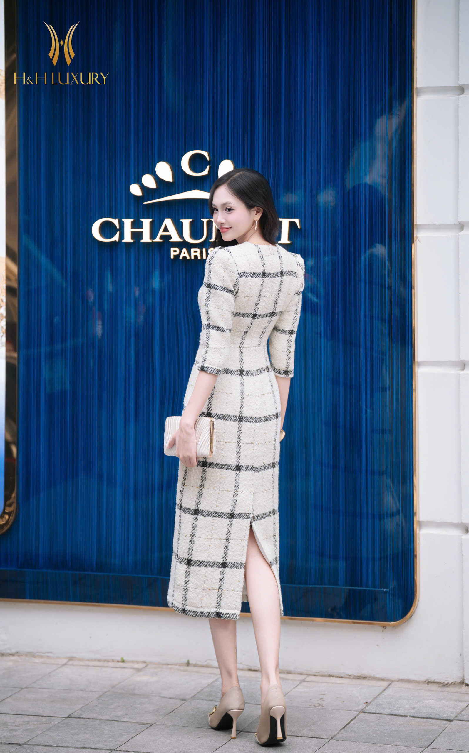 ĐẦM BÚT CHÌ KẺ KEM LÔNG THỎ