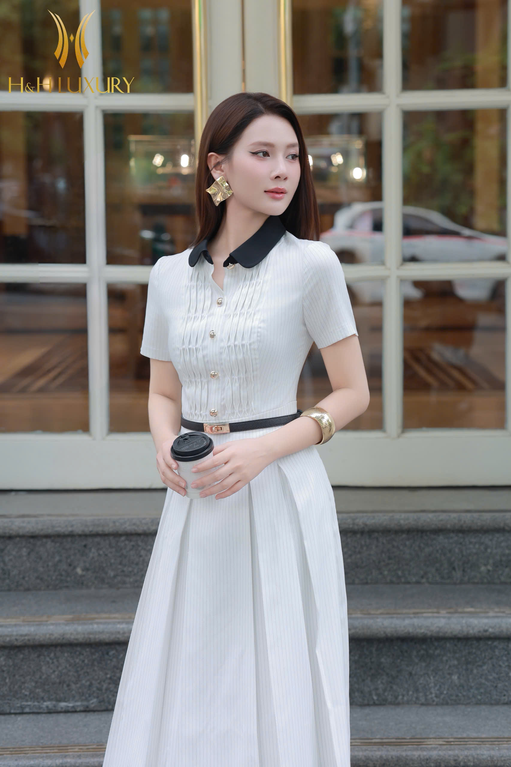 ĐẦM KẺ TRẮNG PHỐI CỔ MÍ THÂN