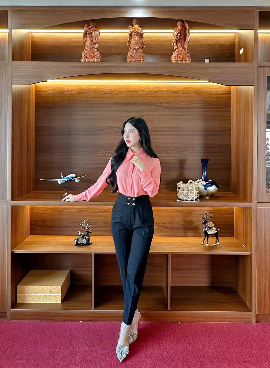 ÁO SƠ MI HỒNG CỔ ĐỨC