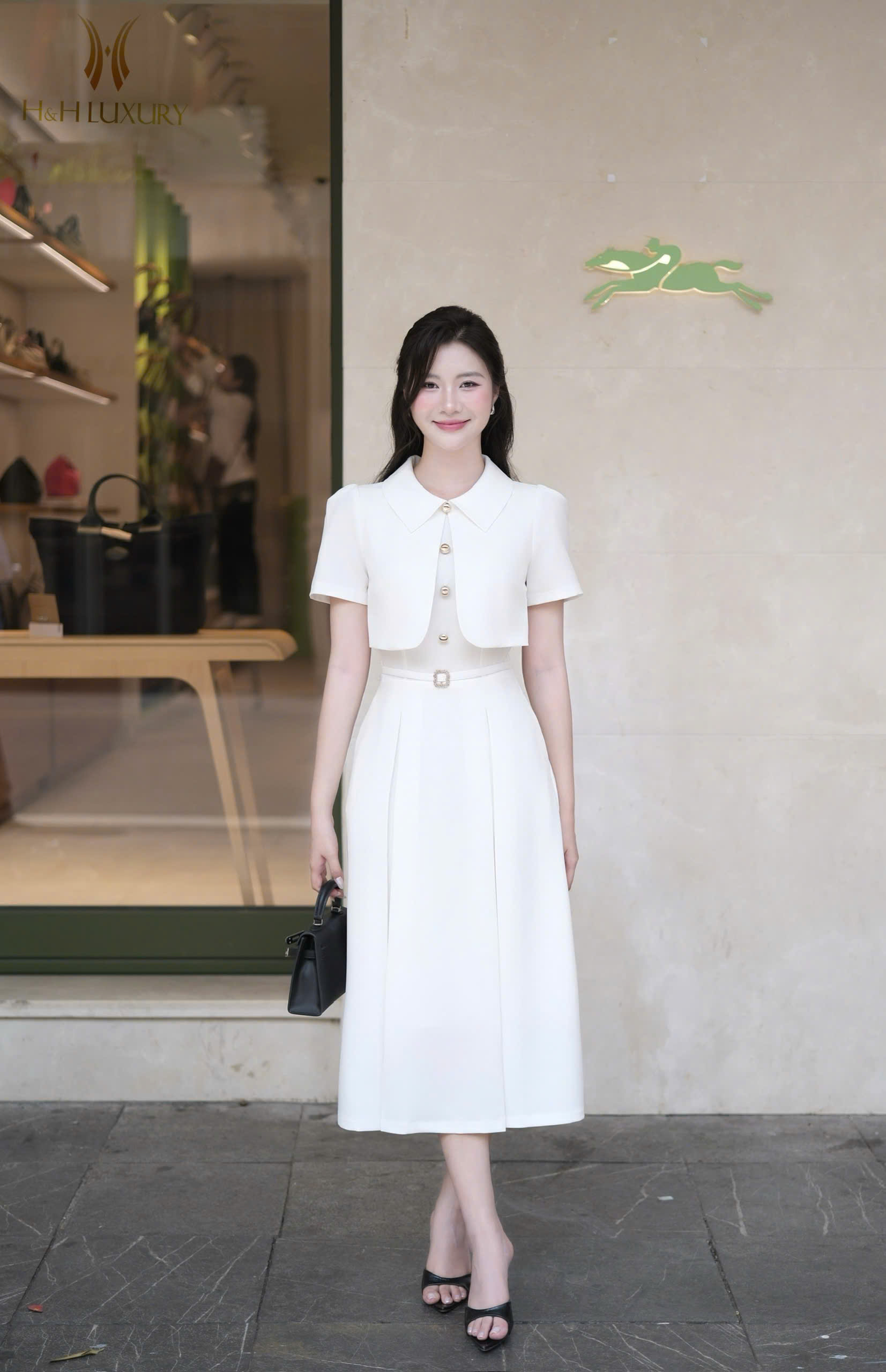 ĐẦM TÀ NGỰC TRẮNG ĐAI EO