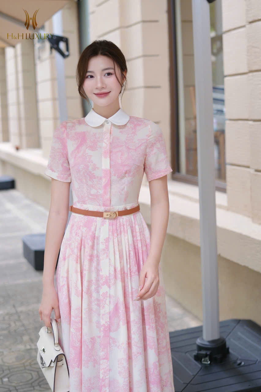 ĐẦM HỒNG XẾP LY ĐAI EO ĐÍNH CÚC