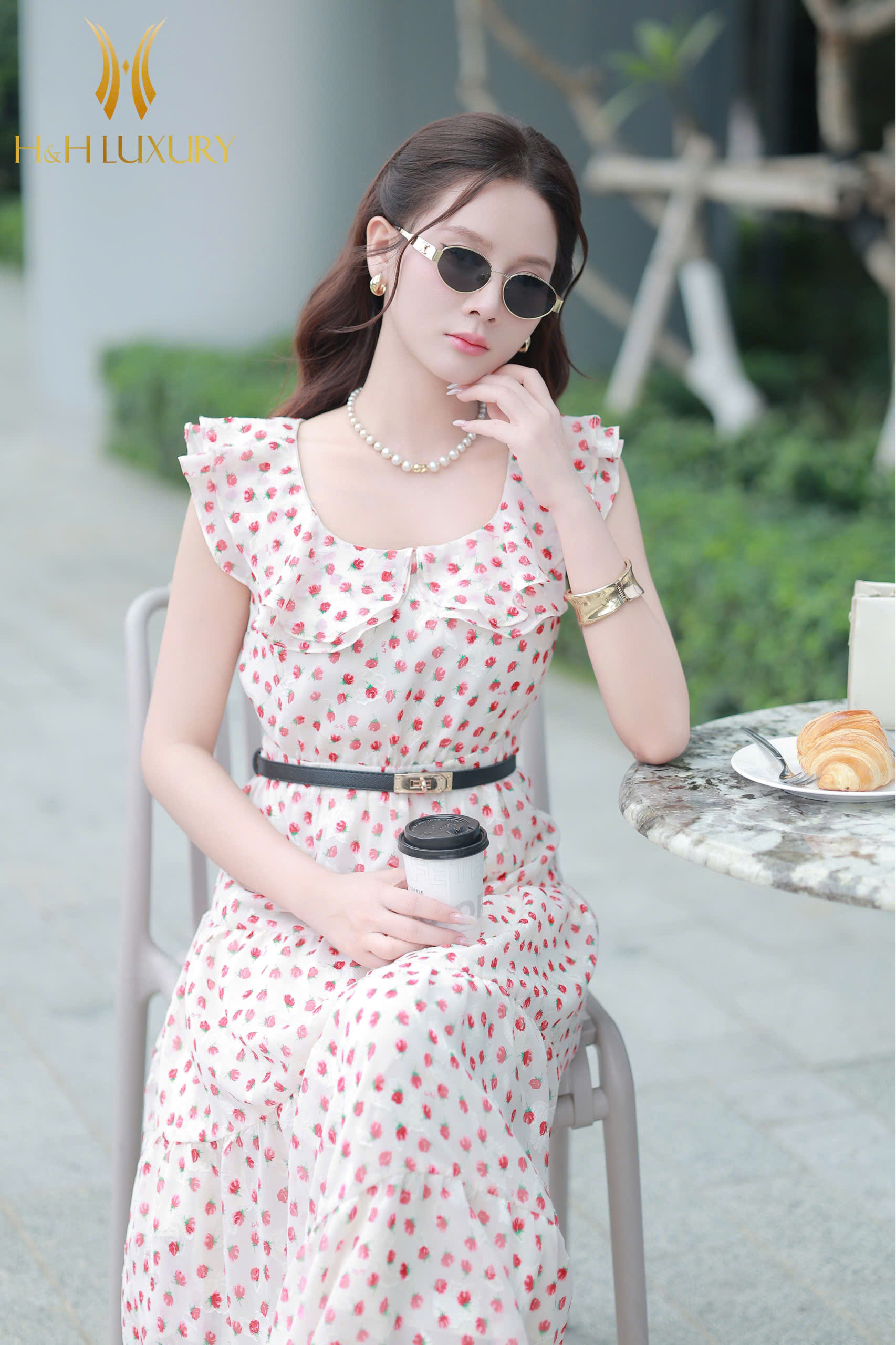 MAXI HOA NHÍ TƠ HOA ÉP TRẮNG