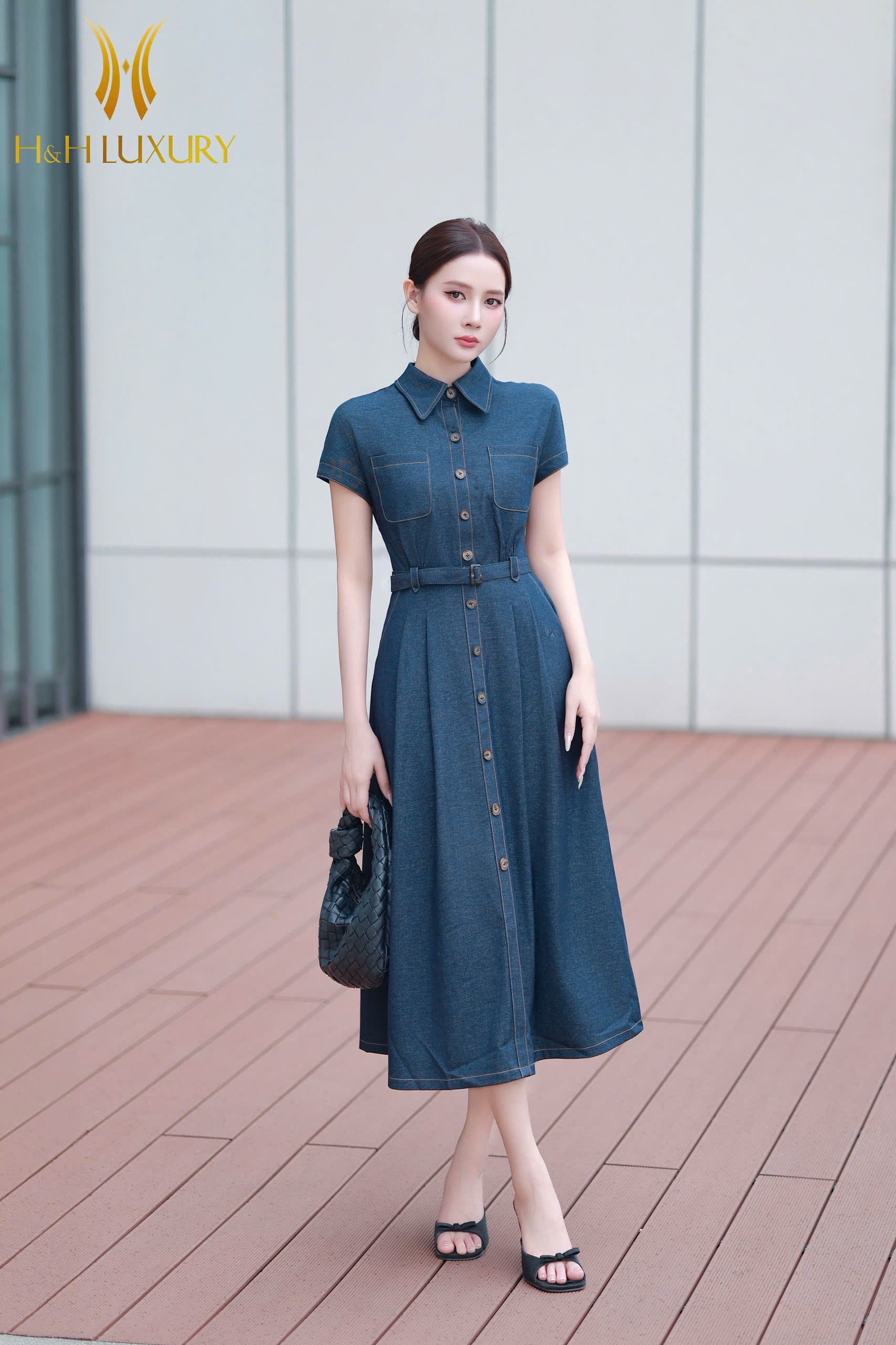 ĐẦM XÒE JEAN XANH NAVY ĐAI EO