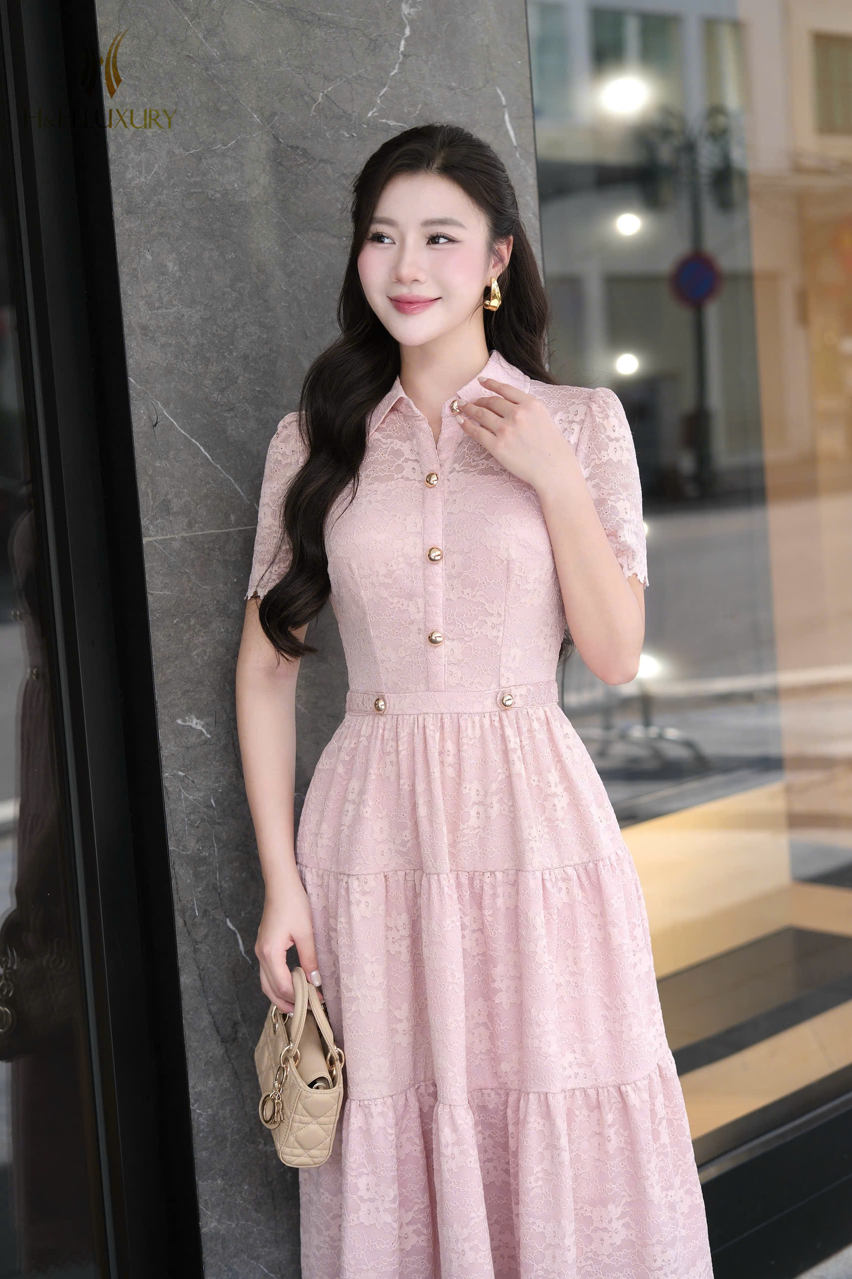 ĐẦM XÒE REN HỒNG PASTEL CỔ ĐỨC