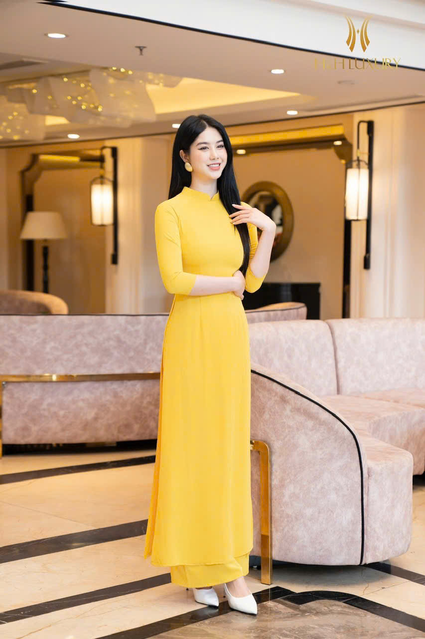 QUẦN ÁO DÀI VÀNG