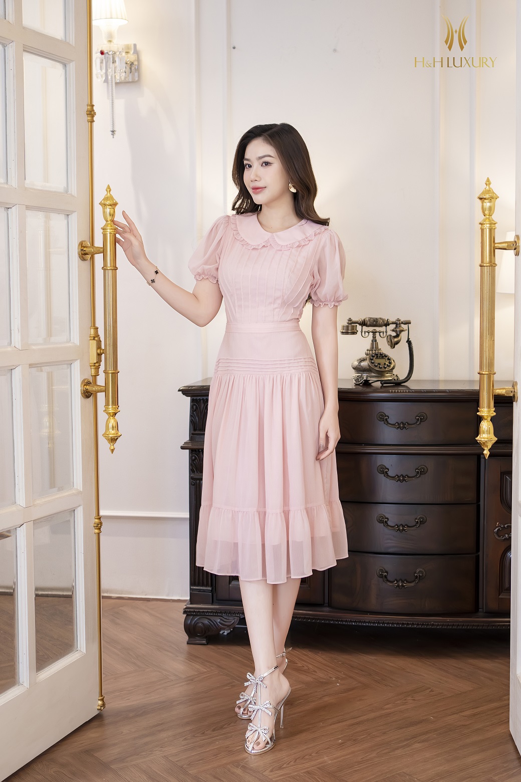 ĐẦM XÒE TƠ HỒNG XẾP LY