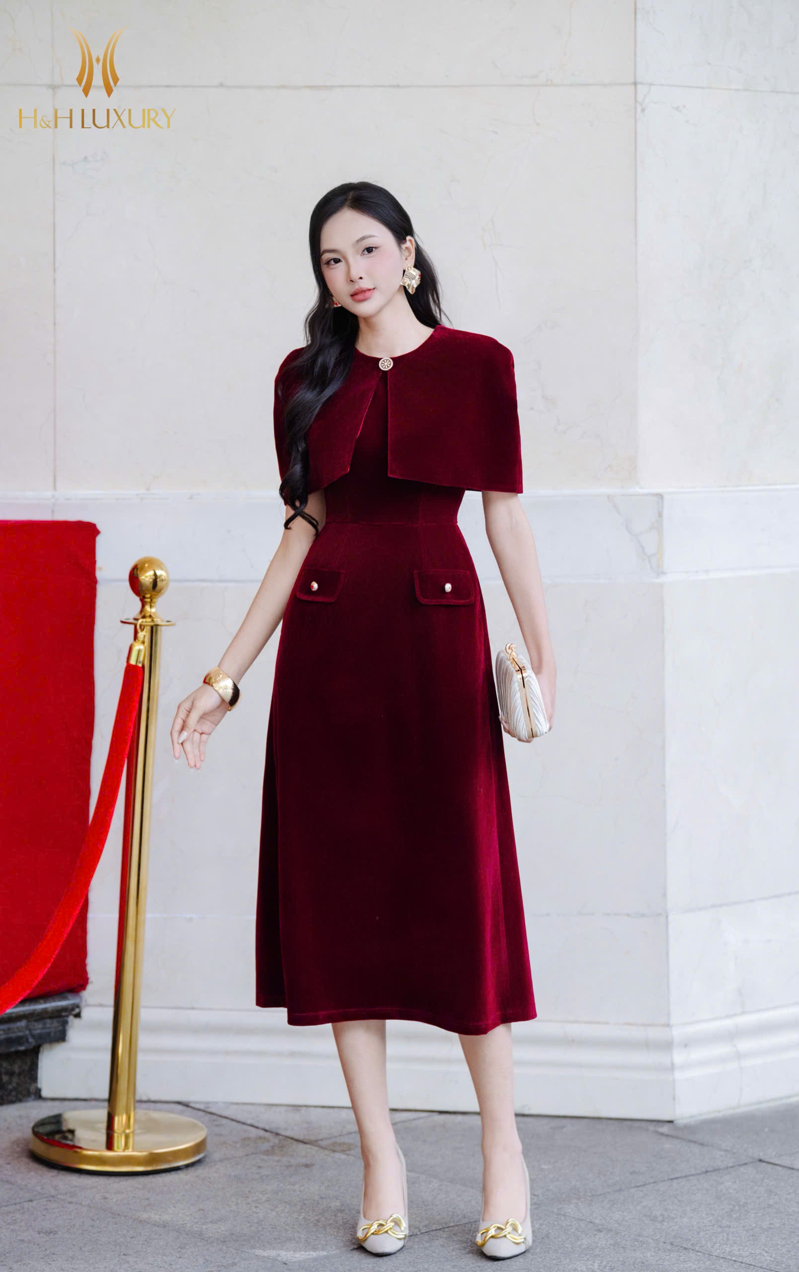 ĐẦM TIỆC NHUNG ĐỎ ĐÔ TÀ NGỰC