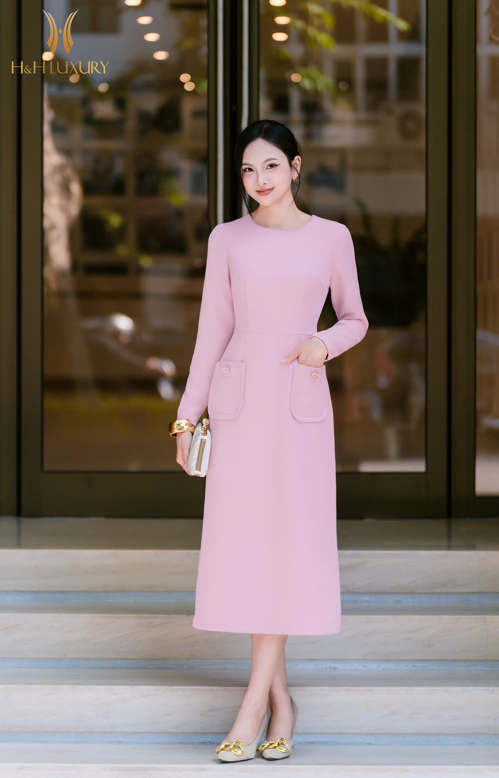 ĐẦM ÔM A HỒNG 2 TÚI ĐÍNH KHUY ĐÁ