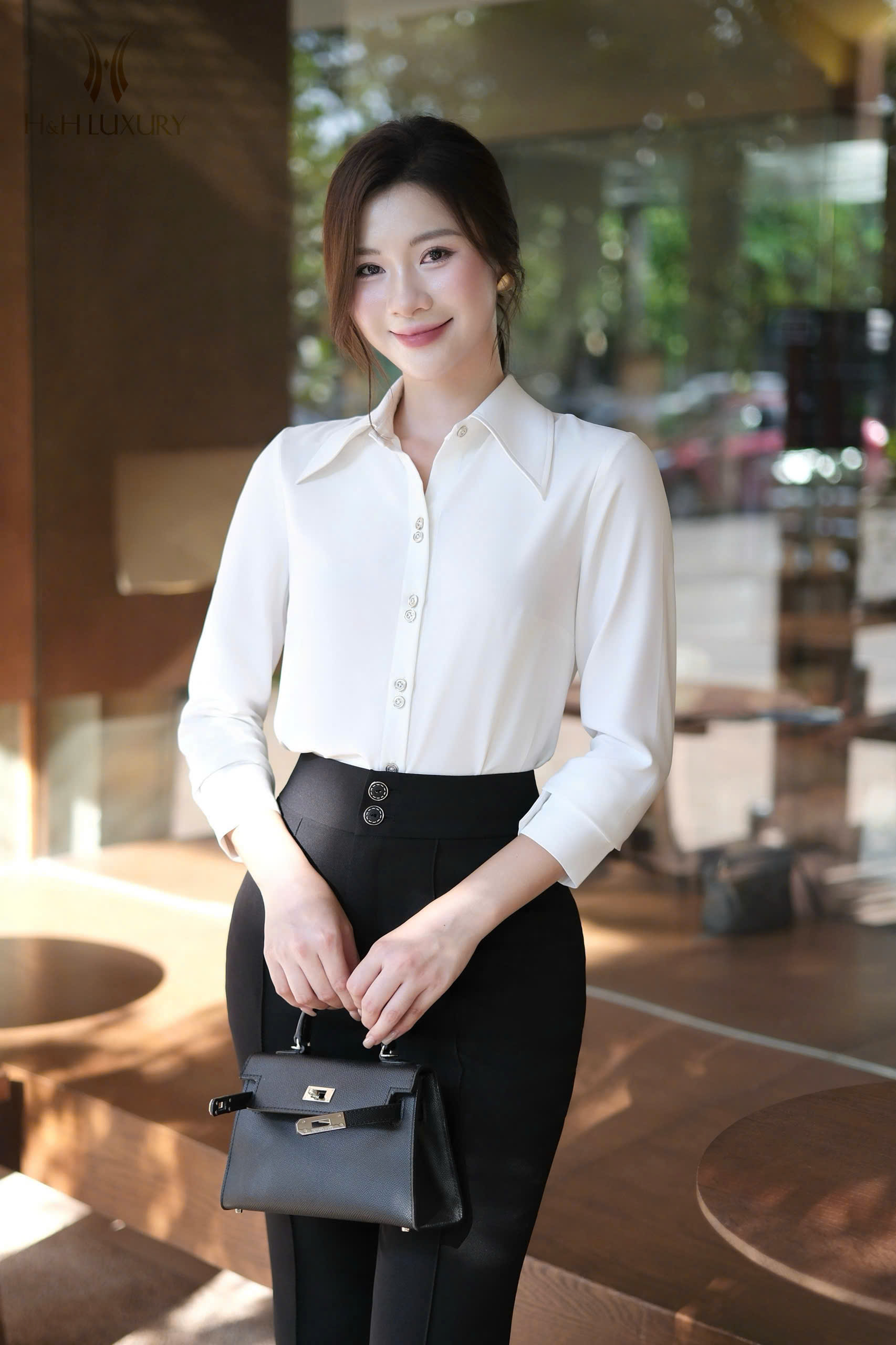 ÁO SƠ MI TRẮNG CỔ ĐỨC TAY DÀI